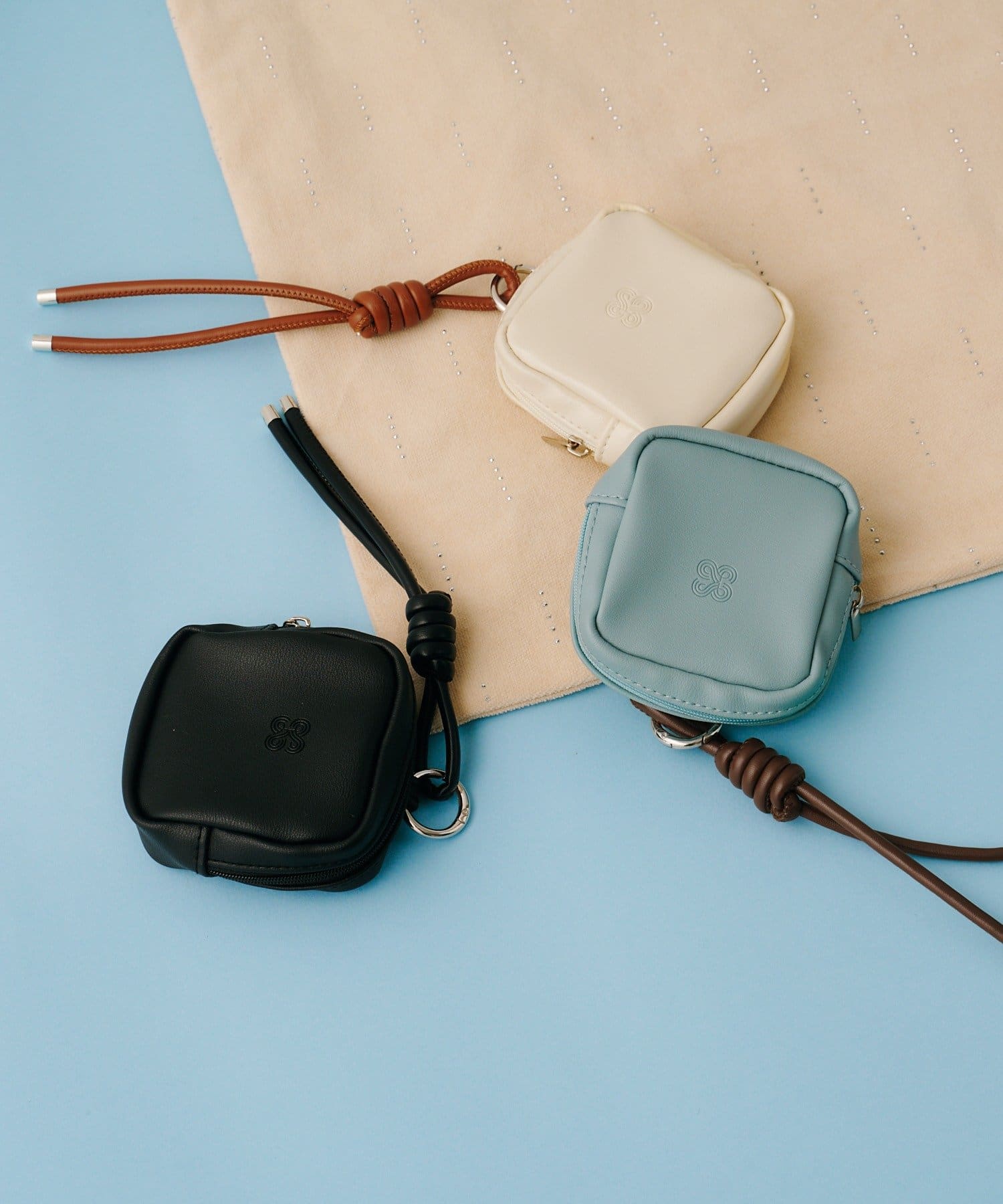 Kastane(カスタネ) 【Kolors Like You】earphone case