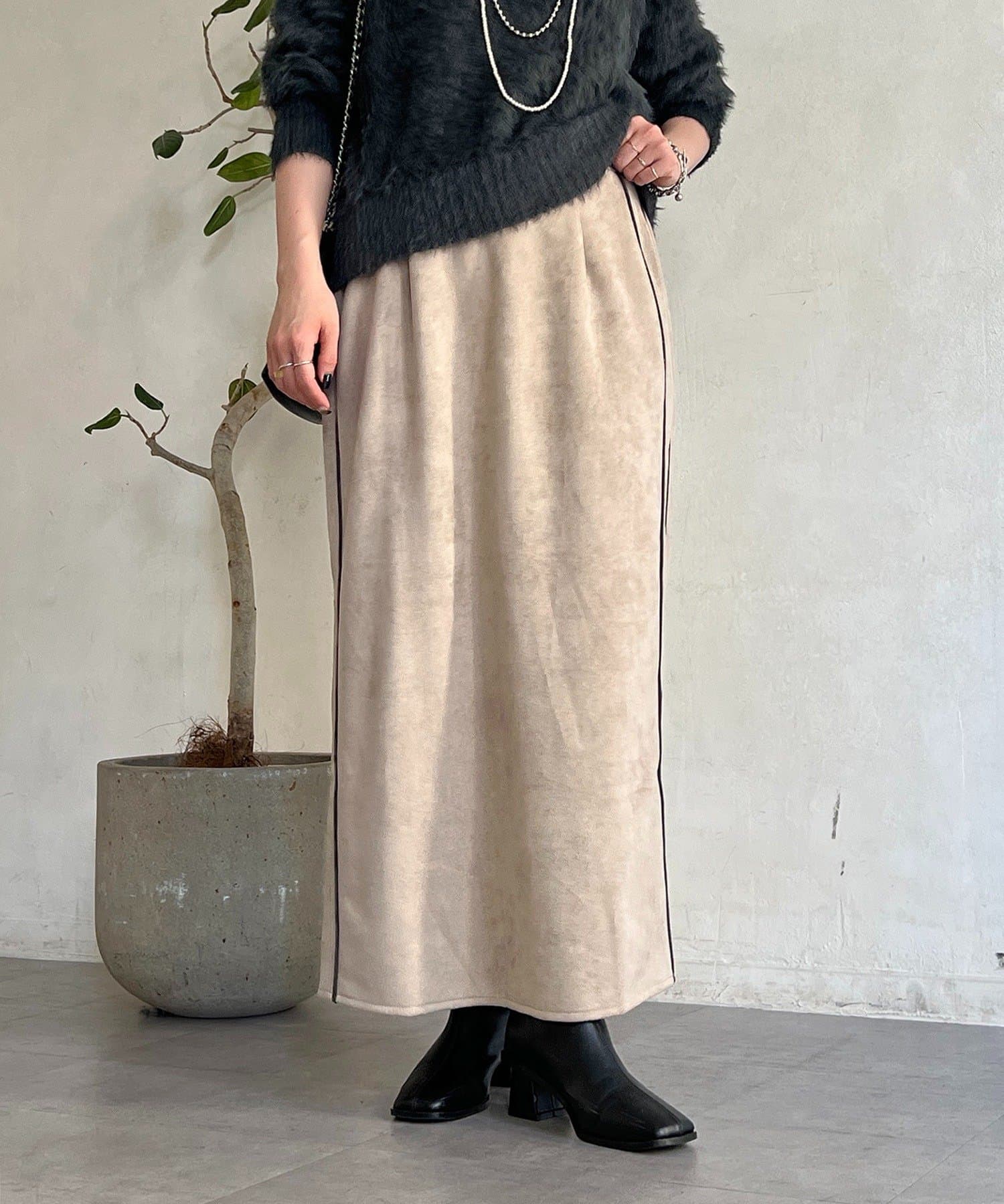 Croisiere(クロジエール) スエードIラインスカート