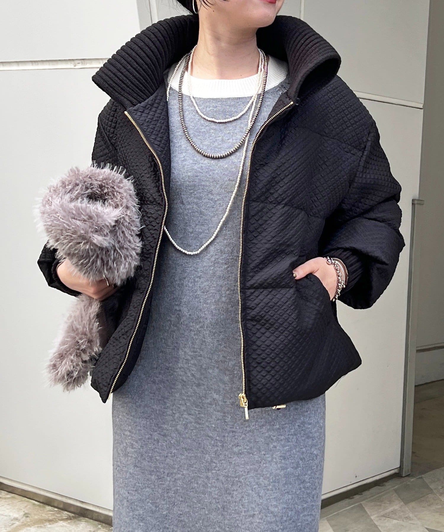 Croisiere(クロジエール) 襟付きエンボスダウン