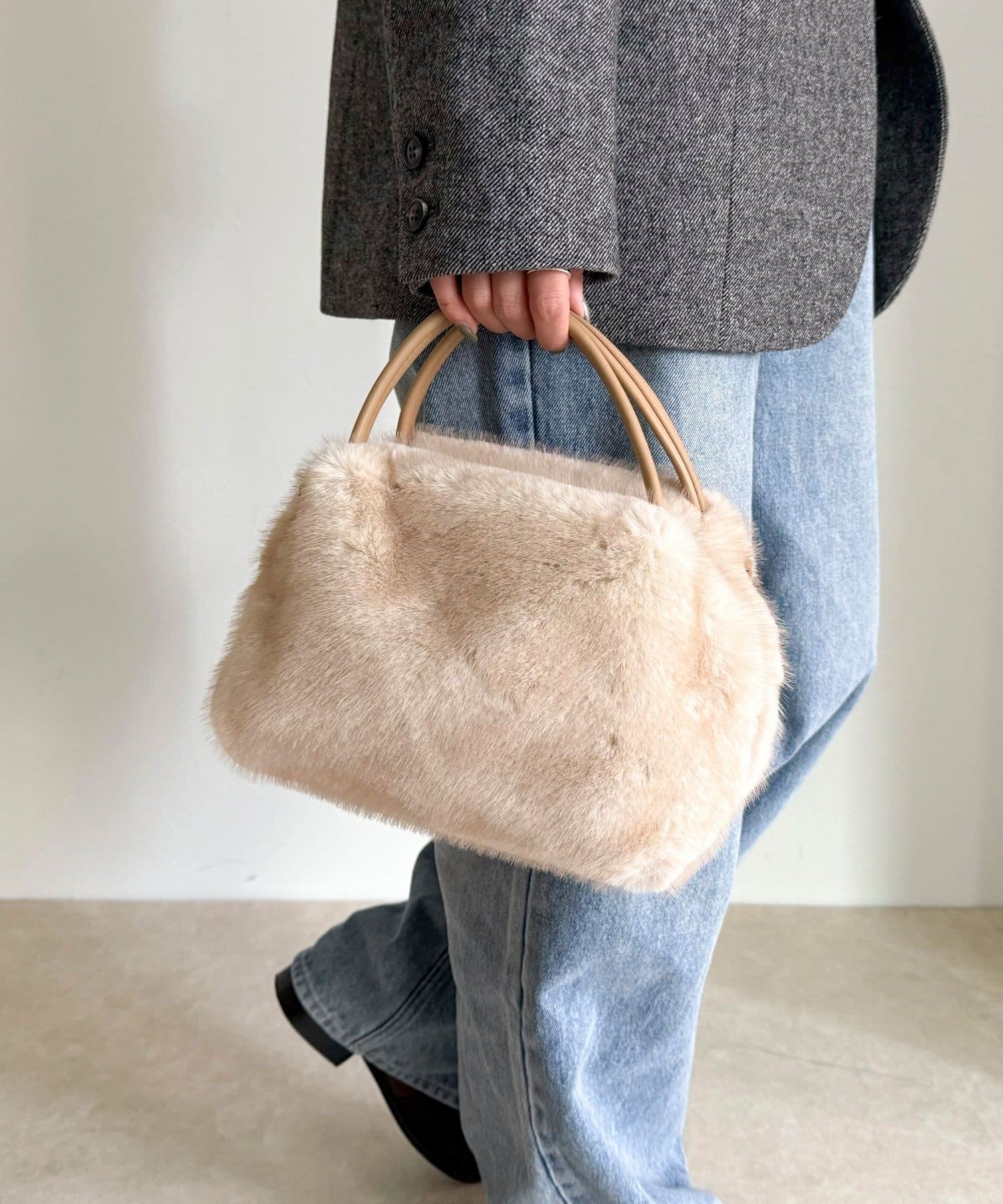 FREDY & GLOSTER(フレディ アンド グロスター) ミンク風2WAYボックストートバッグ