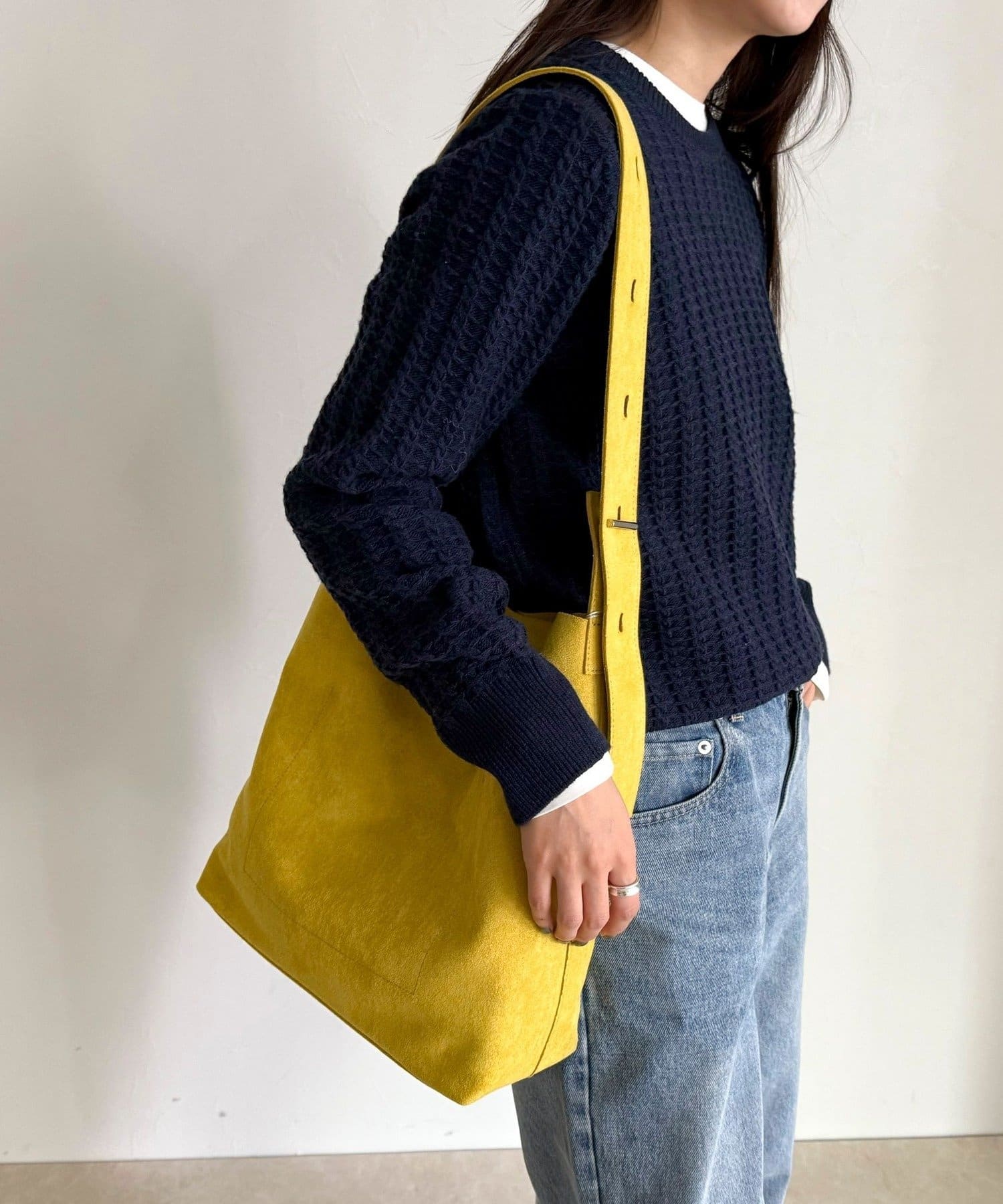 FREDY & GLOSTER(フレディ アンド グロスター) フェイクスエードアジャストワンハンドルバッグ