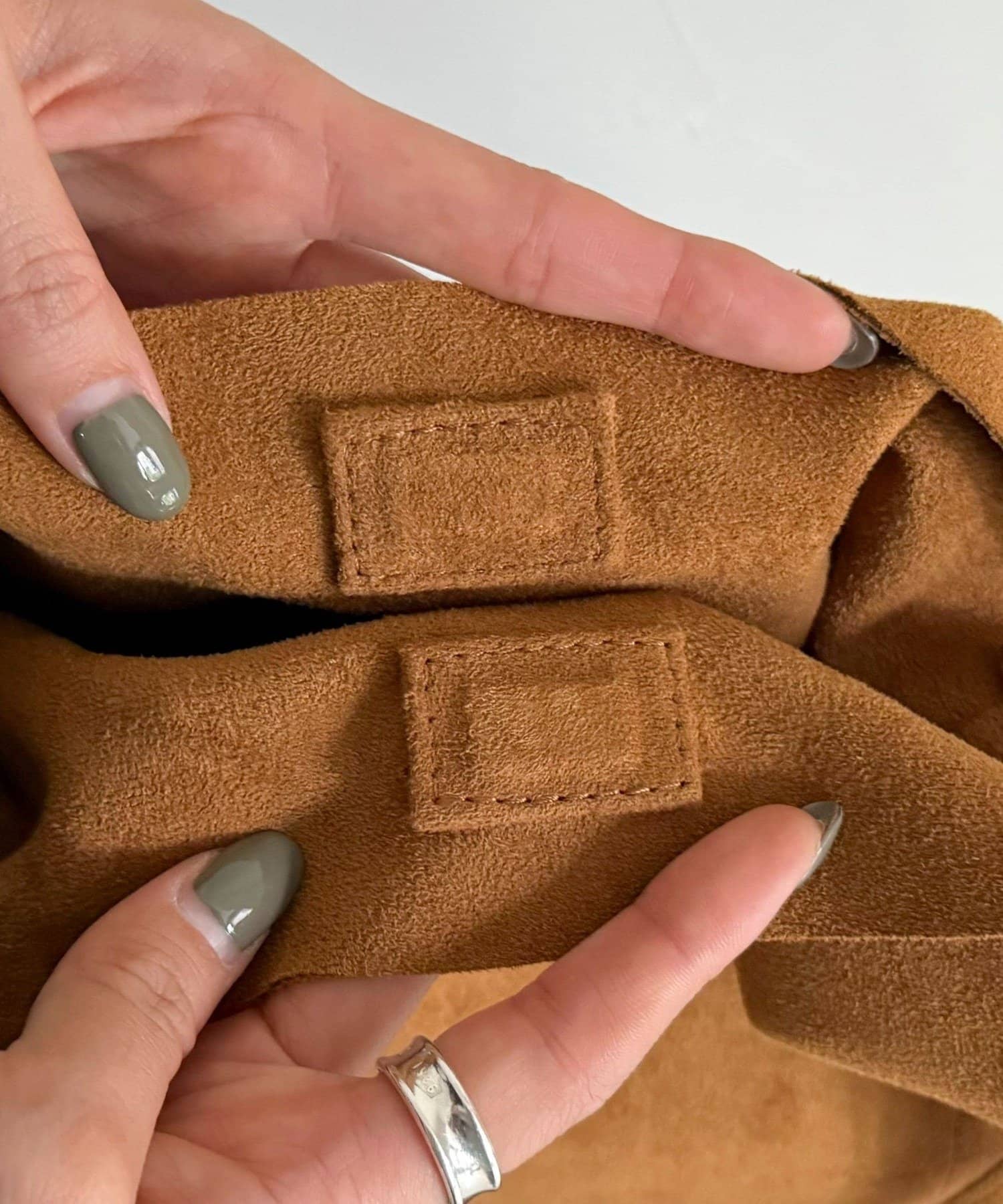 FREDY & GLOSTER(フレディ アンド グロスター) フェイクスエードアジャストワンハンドルバッグ