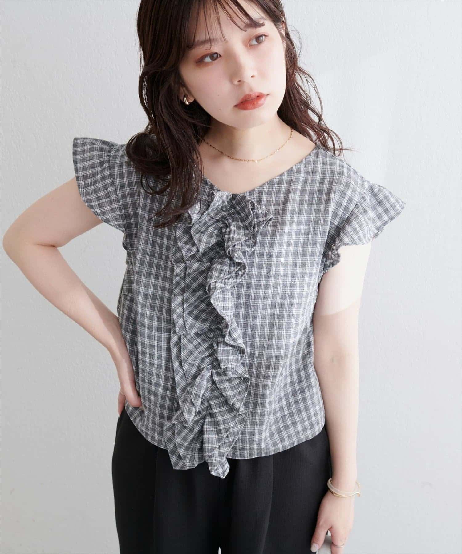 NICE CLAUP / OLIVE des OLIVE OUTLET(ナイスクラップ  / オリーブ デ オリーブ アウトレット) 【natural couture】フロントフリルブラウス