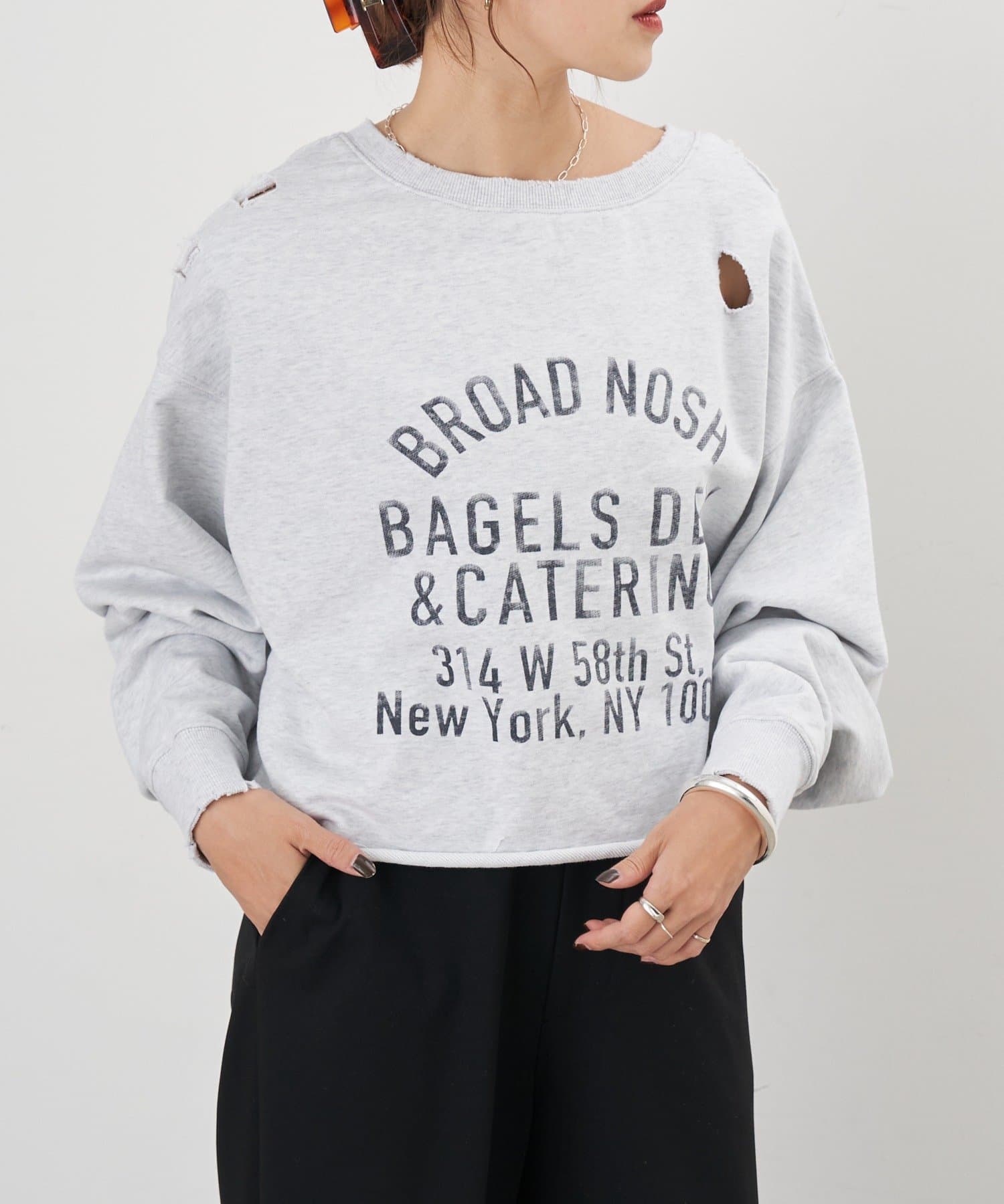 SHENERY(シーナリー) ダメージロゴスウェット