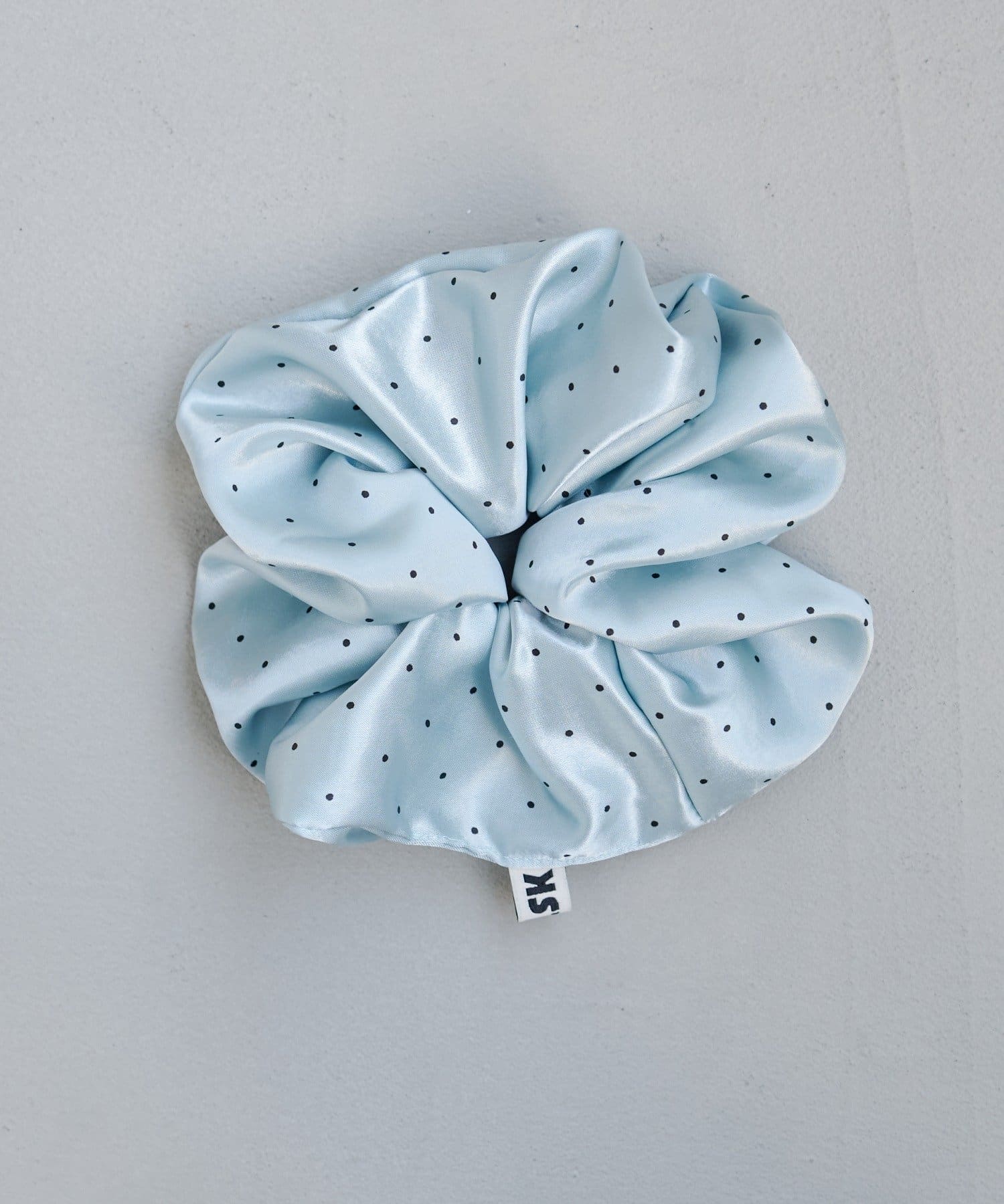 Kastane(カスタネ) 【fiw.】サテンドットシュシュ