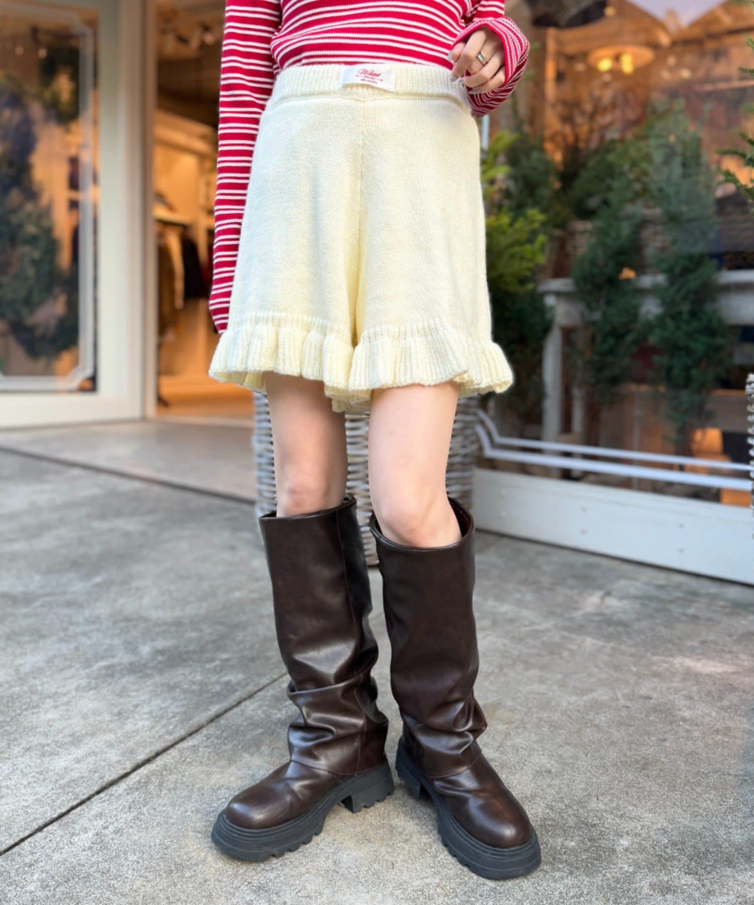 w closet(ダブルクローゼット) フリルニットショートパンツ