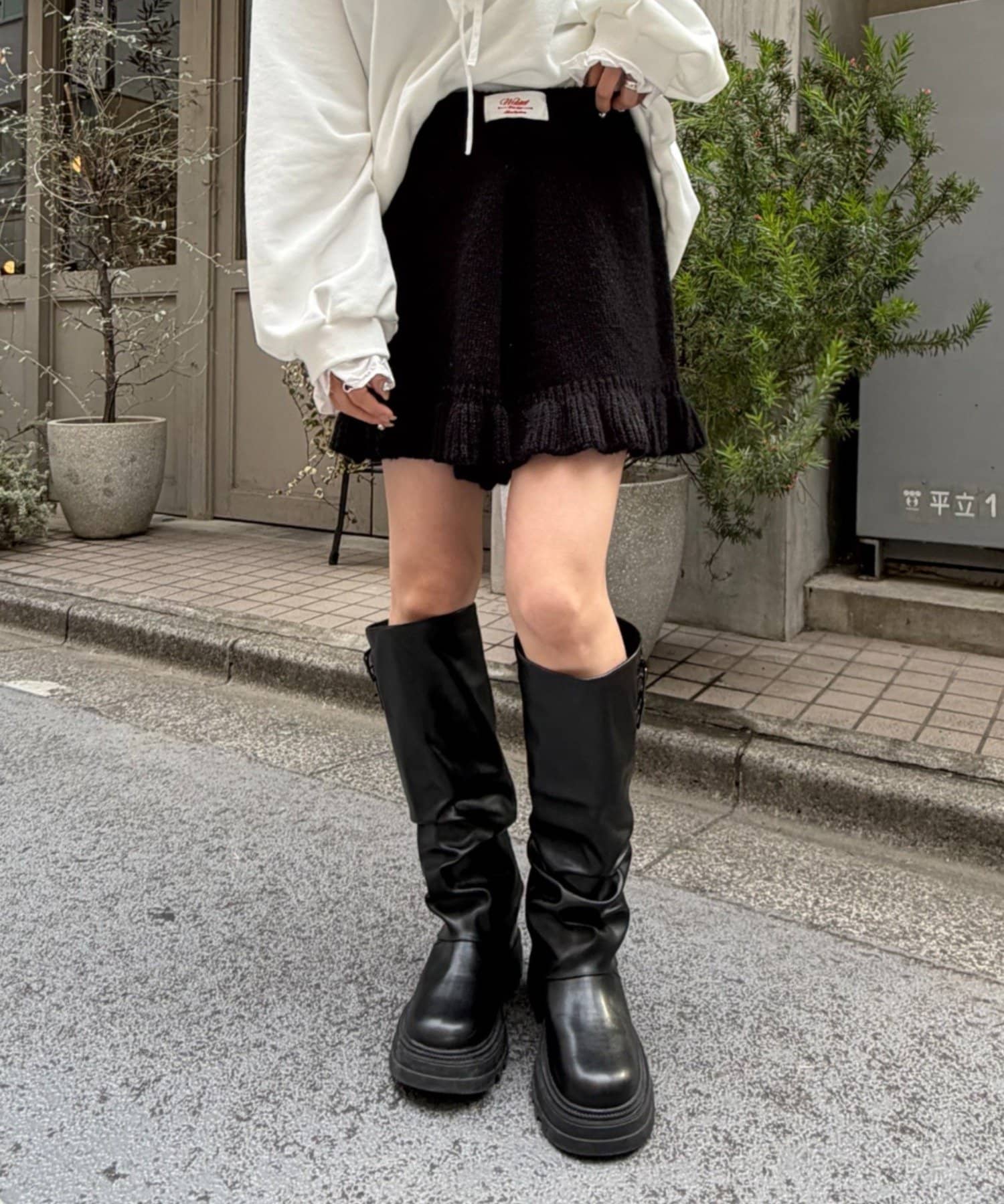 w closet(ダブルクローゼット) 【オリジナルタグ付き】【柔らかく暖かい】フリルニットショートパンツ