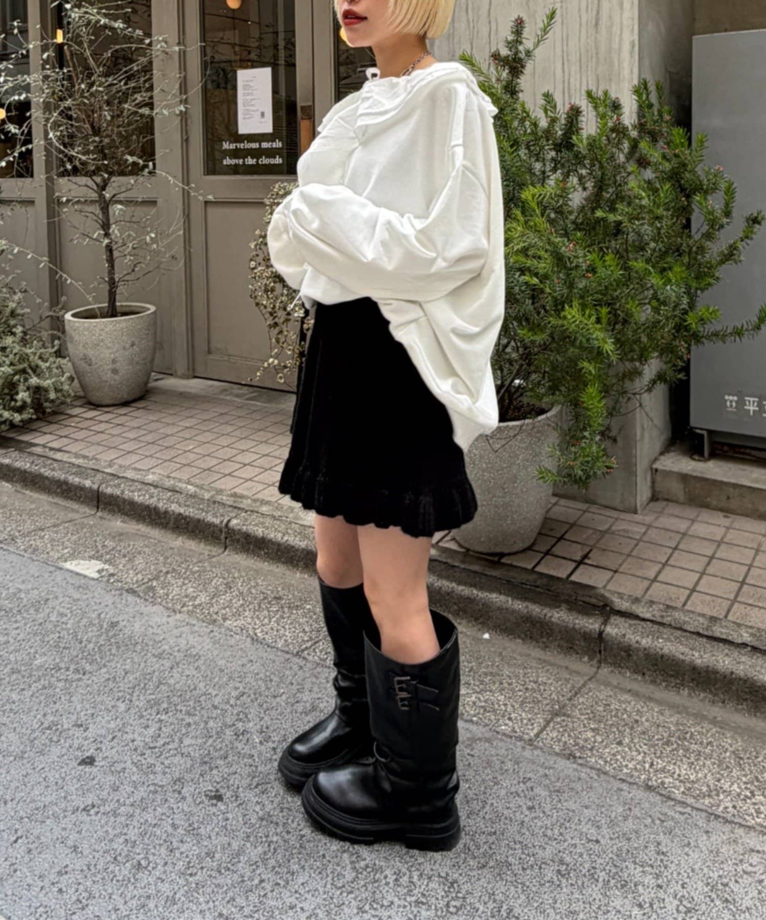 w closet(ダブルクローゼット) 【オリジナルタグ付き】【柔らかく暖かい】フリルニットショートパンツ