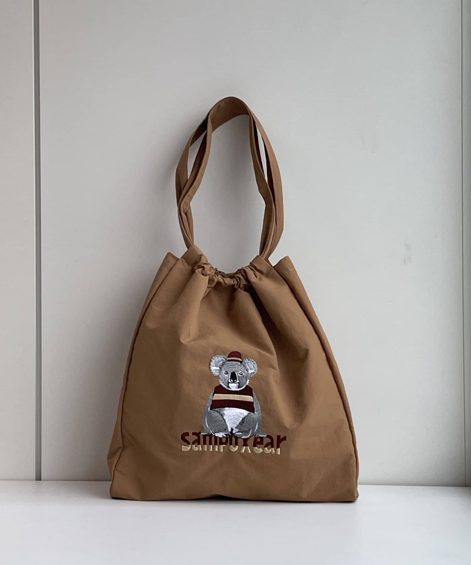 ear PAPILLONNER(イア パピヨネ) 《撥水/A4サイズ対応》sampo×earコラボ刺繍トートバッグ