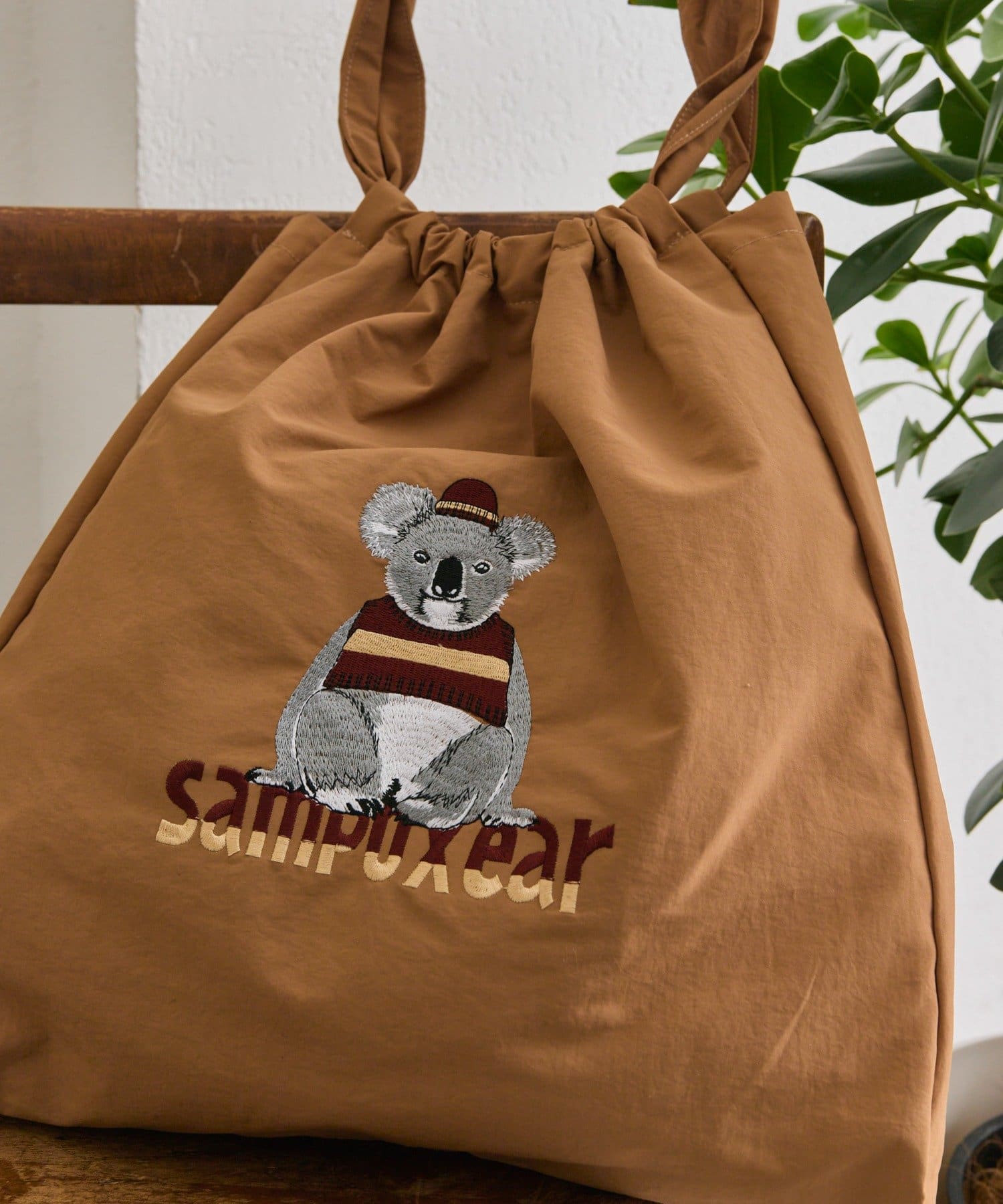 ear PAPILLONNER(イア パピヨネ) 《撥水/A4サイズ対応》sampo×earコラボ刺繍トートバッグ