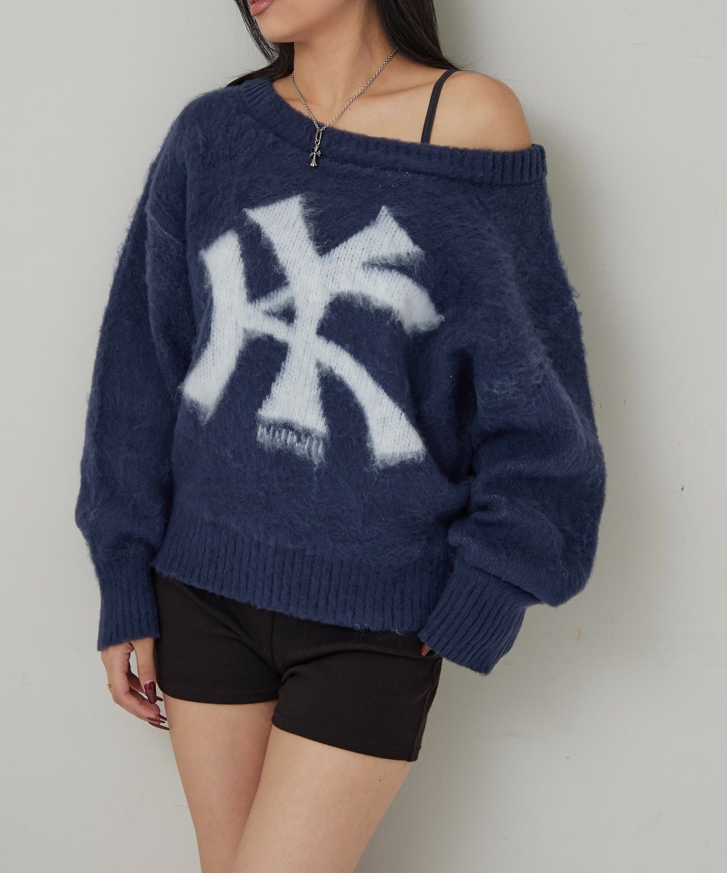 WHO’S WHO gallery(フーズフーギャラリー) KYモヘアタッチオフショルニット