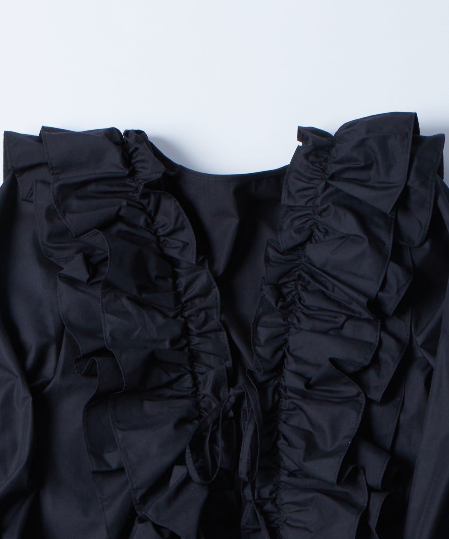 OUTLET(アウトレット) 【WHO'S WHO gallery】フリルペプラムブラウスカーデ