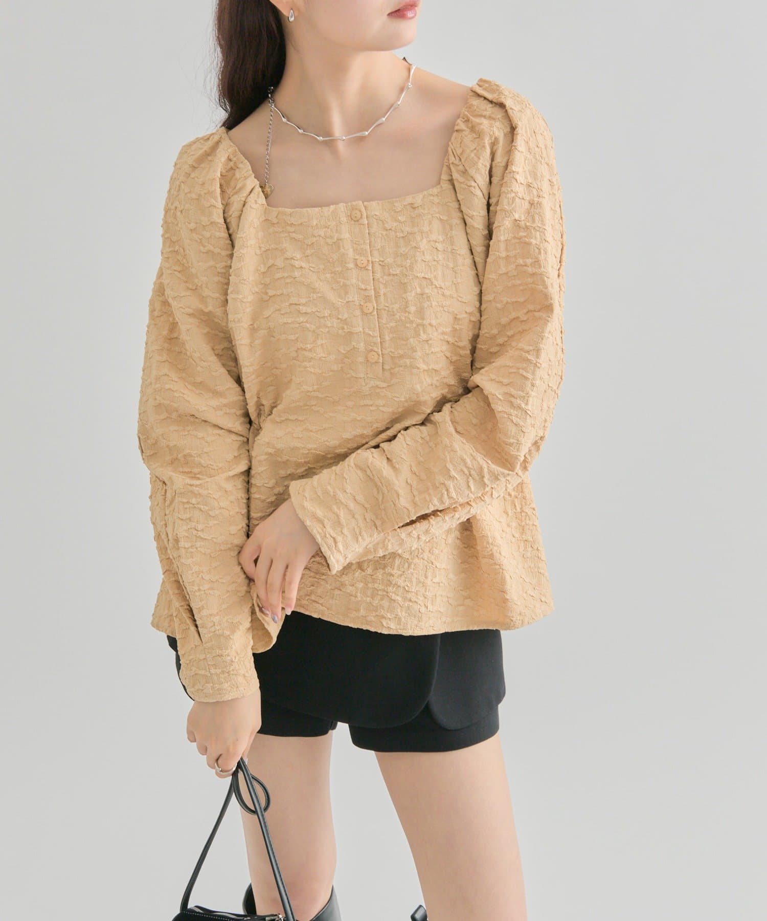 OUTLET(アウトレット) 【mystic】エンボスパフ 長袖ブラウス