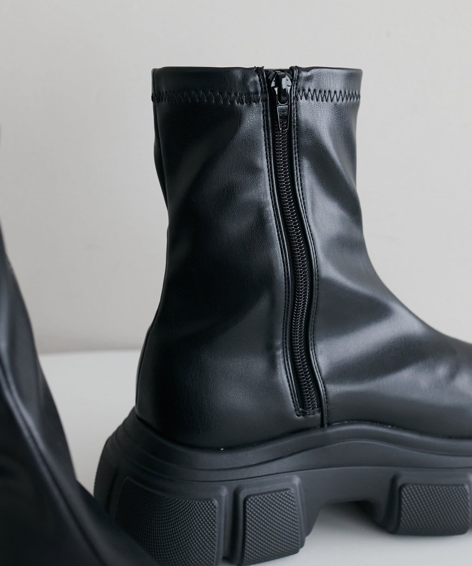 OUTLET(アウトレット) 【Discoat】厚底ストレッチショートブーツ