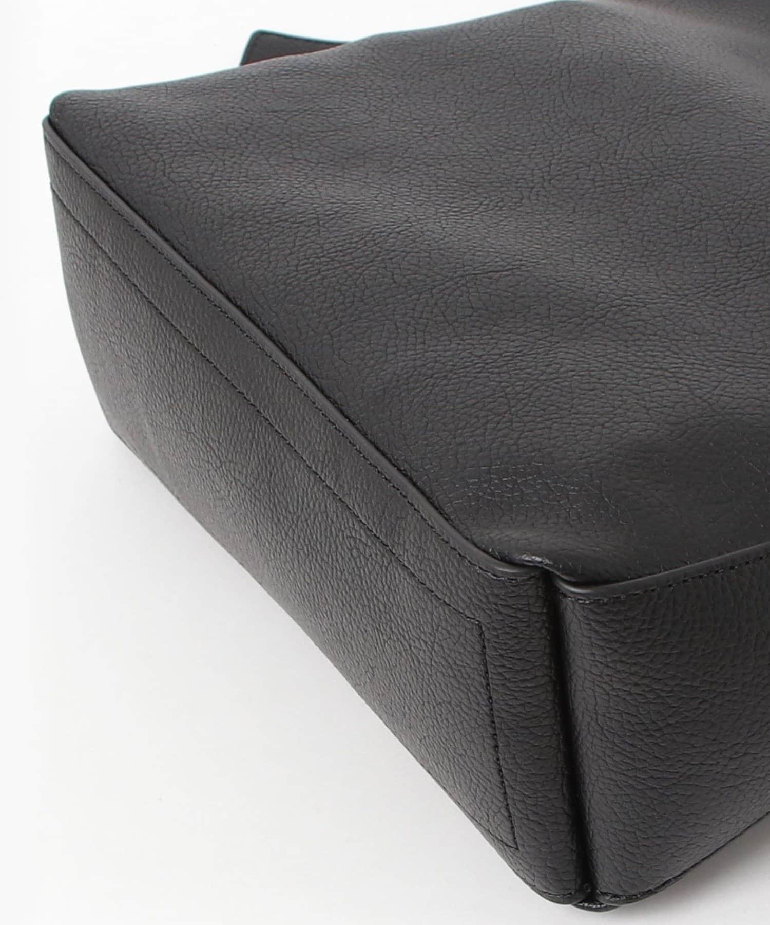 FREDY & GLOSTER(フレディ アンド グロスター) バックルディテールワンショルダーバッグ