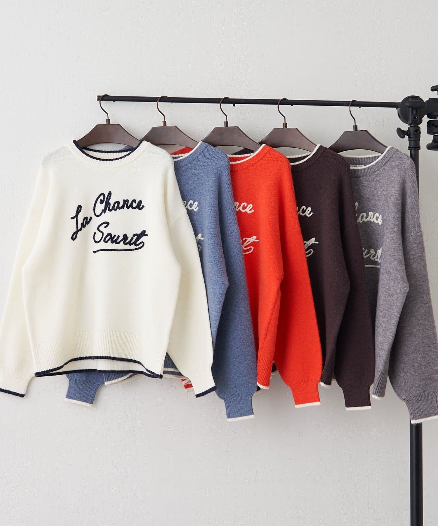 Remind me and forever(リマインドミーアンドフォーエバー) 【NAO】コード刺繍ロゴプルオーバー