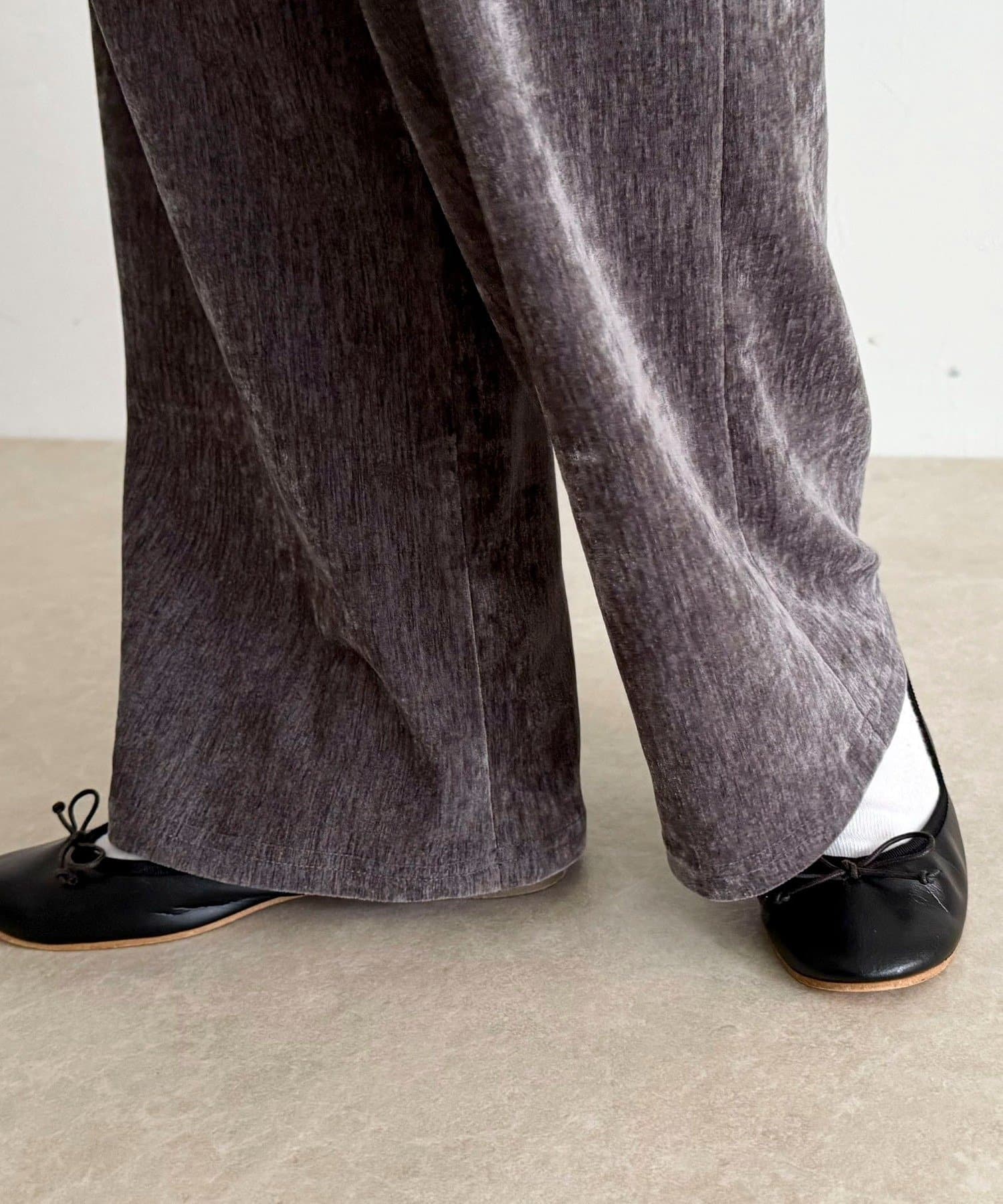 FREDY & GLOSTER(フレディ アンド グロスター) モールストレッチフレアーパンツ