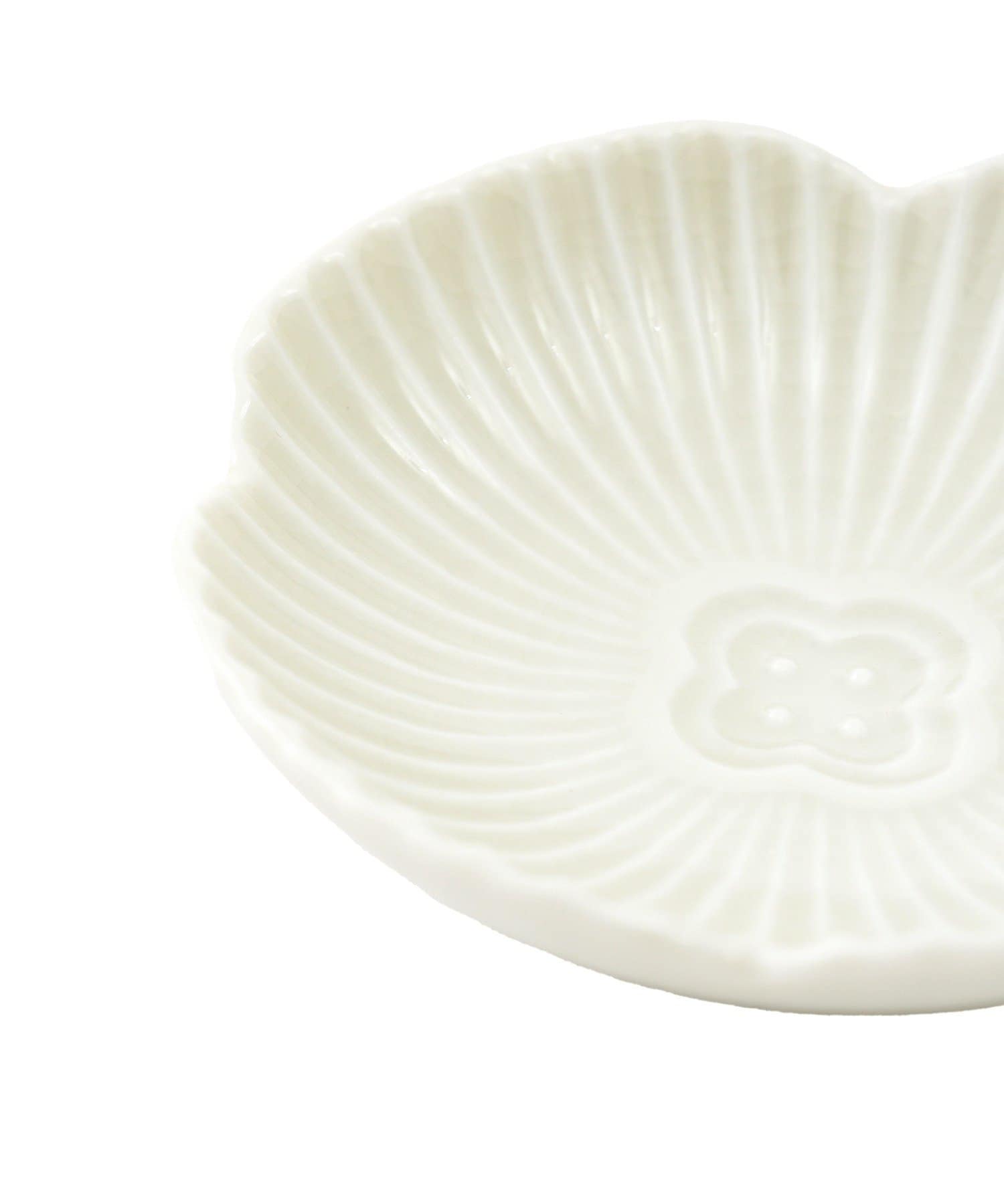 salut!(サリュ) ガラス貫入小皿雪椿／花ひらく、新春のうつわ