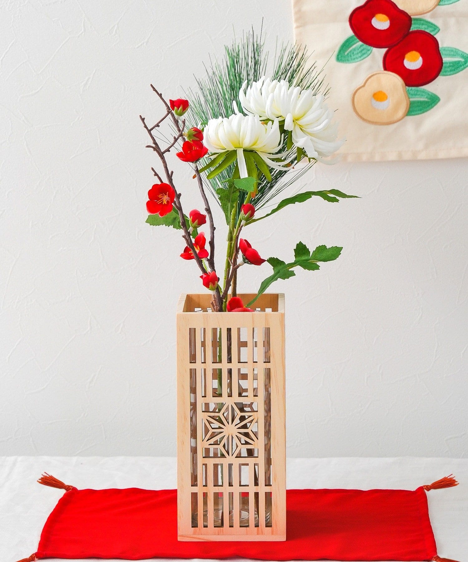 3COINS(スリーコインズ) フェイクフラワー／お正月