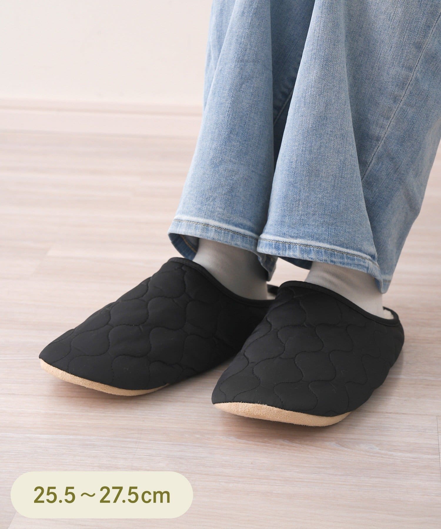 3COINS(スリーコインズ) キルトボアスリッパ：L