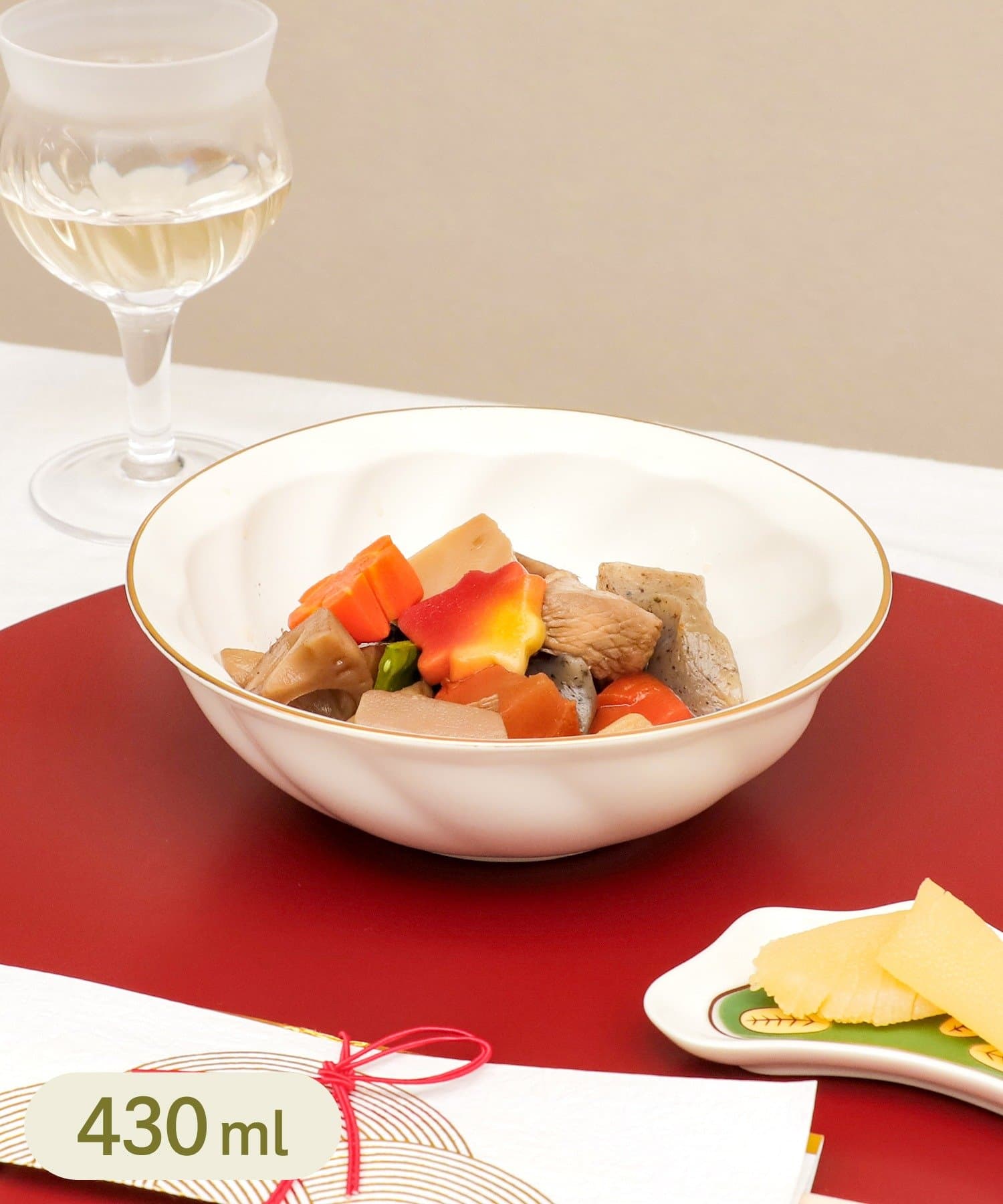 3COINS(スリーコインズ) 深皿：430ml／お正月