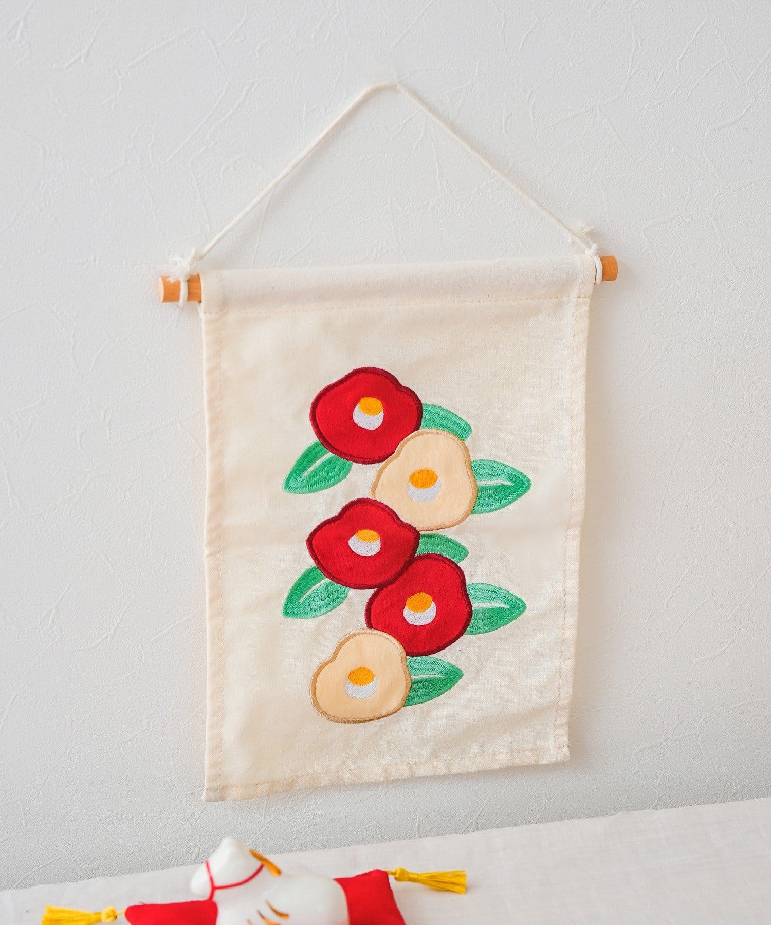 3COINS(スリーコインズ) タペストリー／お正月