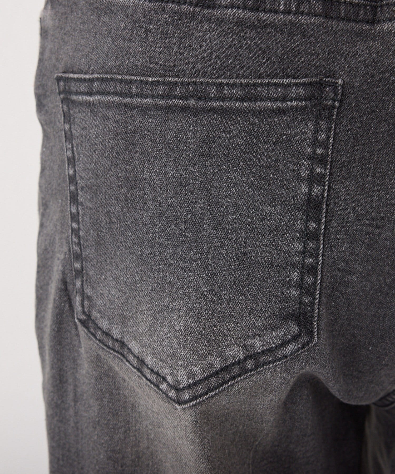 one after another NICE CLAUP(ワンアフターアナザー ナイスクラップ) 美脚ラインストーンデニムパンツ