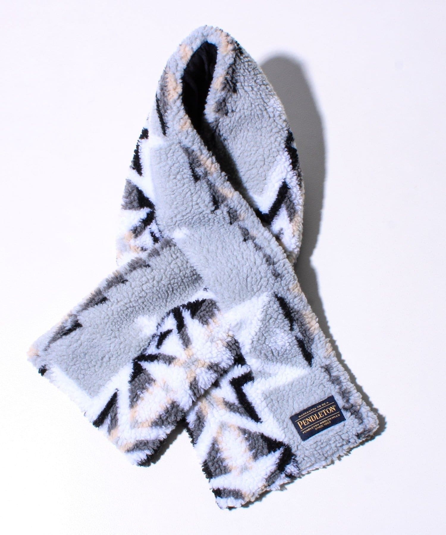 FREDY & GLOSTER(フレディ アンド グロスター) 【PENDLETON】別注 HARDING 差し込みボアマフラー