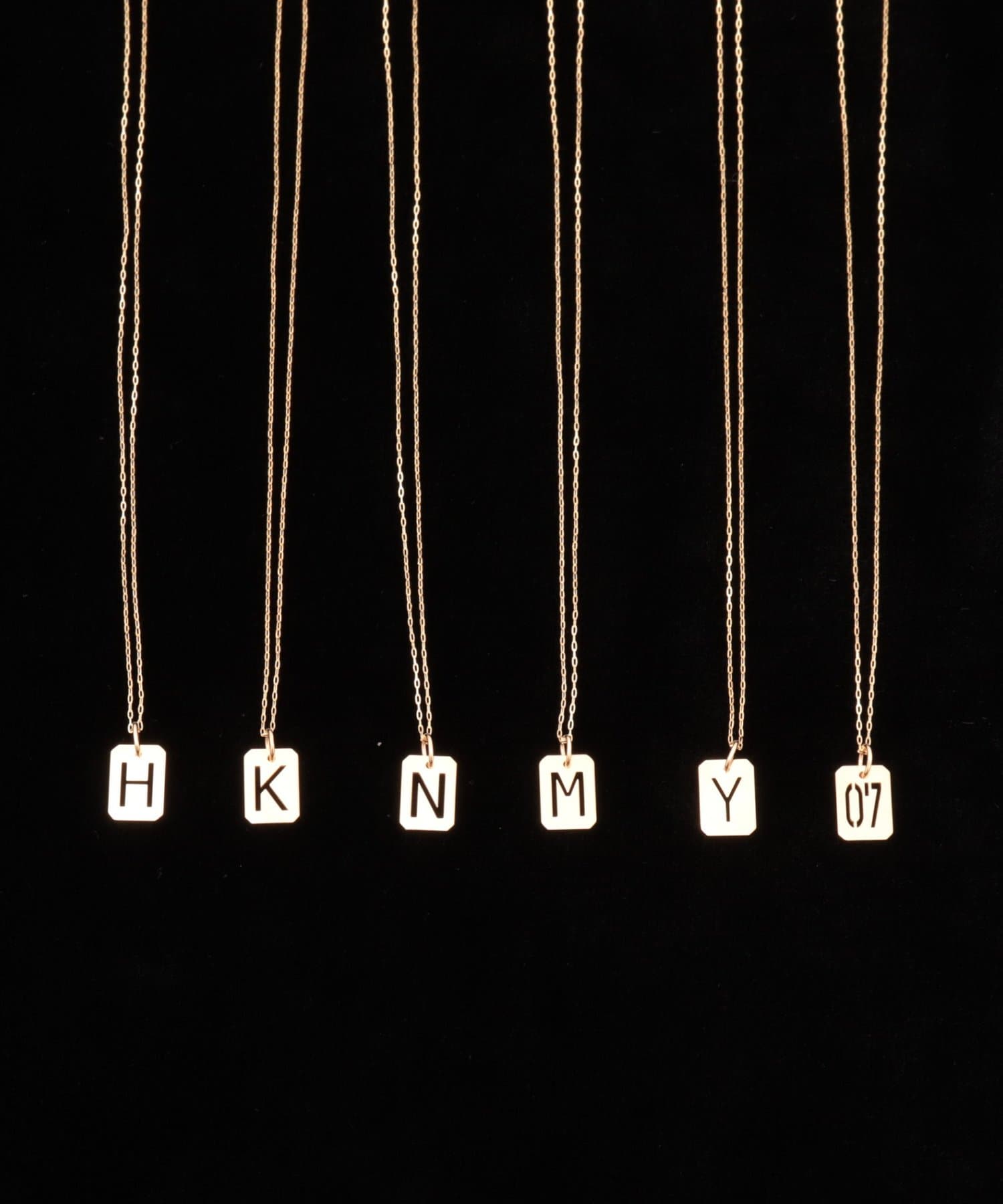 NOLLEY'S(ノーリーズ) 【grace grace/グラスグラス】10Kイニシャルプレートネックレス-H