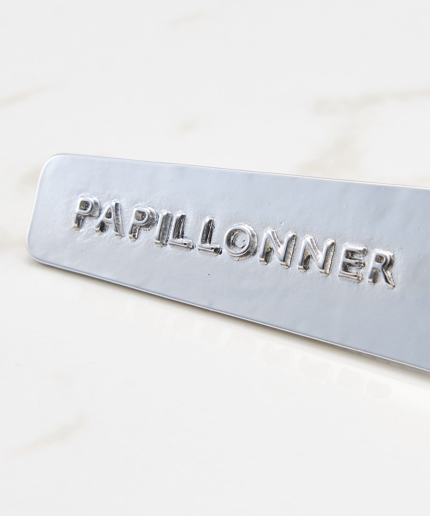 COLLAGE GALLARDAGALANTE(コラージュ ガリャルダガランテ) 【PAPILLONNER/パピヨネ】メタルロゴ入りヘアクリップ