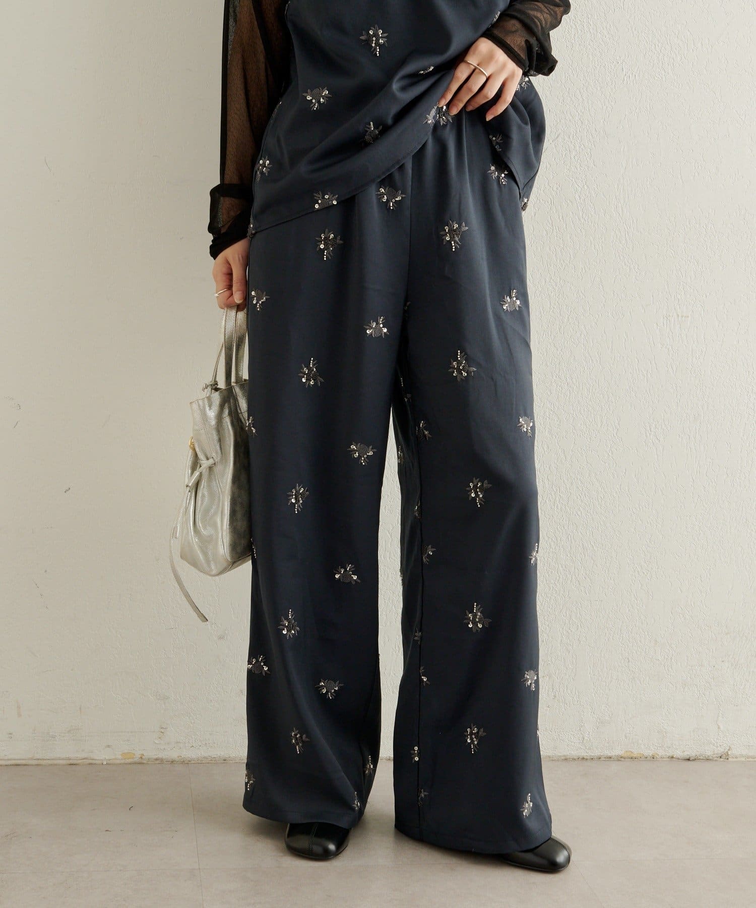 Omekashi(オメカシ) 【セットアップ着用可能◎】ビジューイージーパンツ