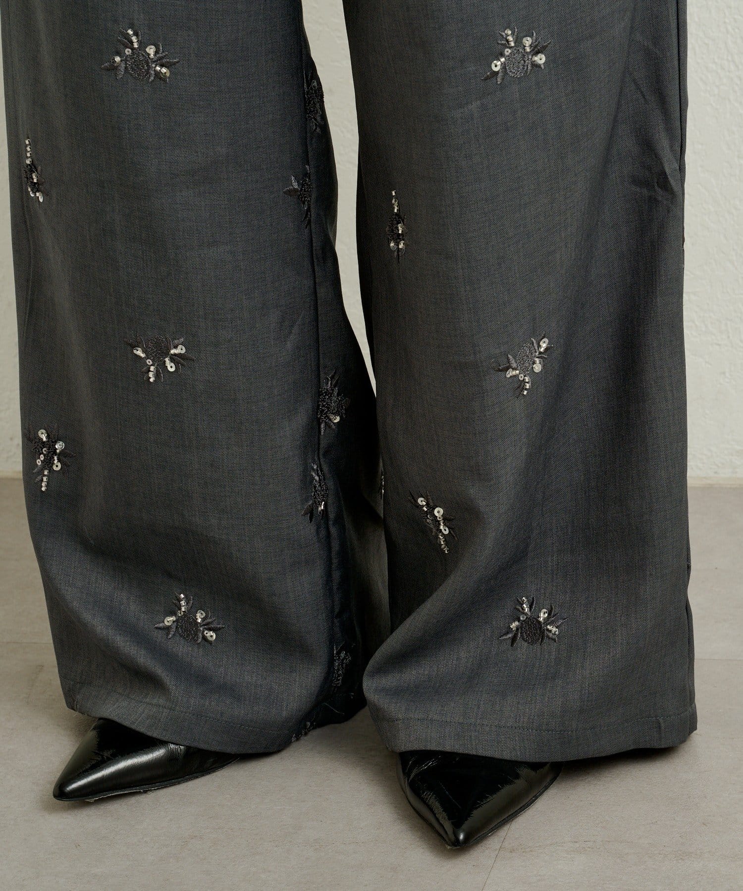 Omekashi(オメカシ) ビジューイージーパンツ