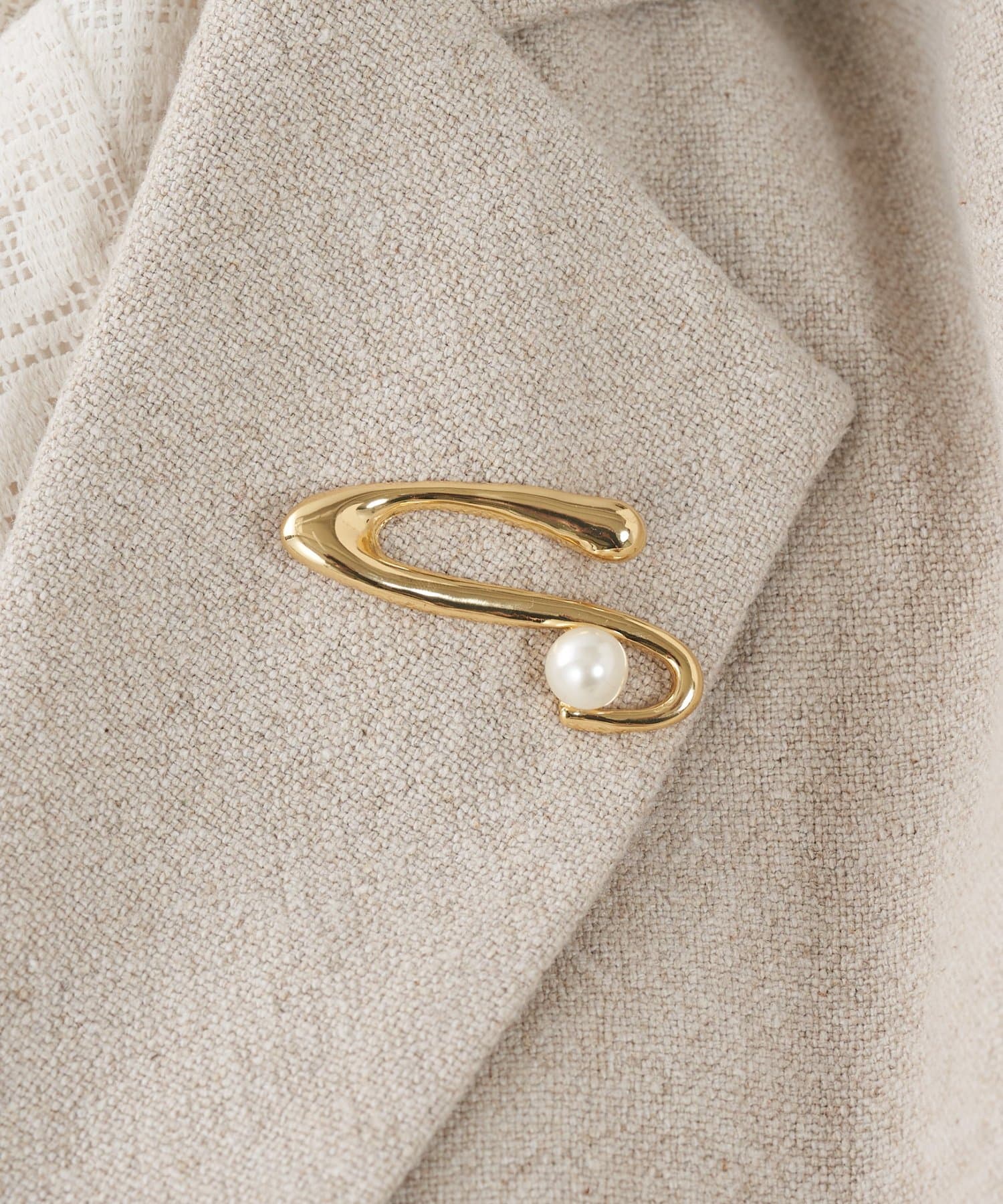 COLLAGE GALLARDAGALANTE(コラージュ ガリャルダガランテ) 【PAPILLONNER/パピヨネ】パールニュアンスブローチ