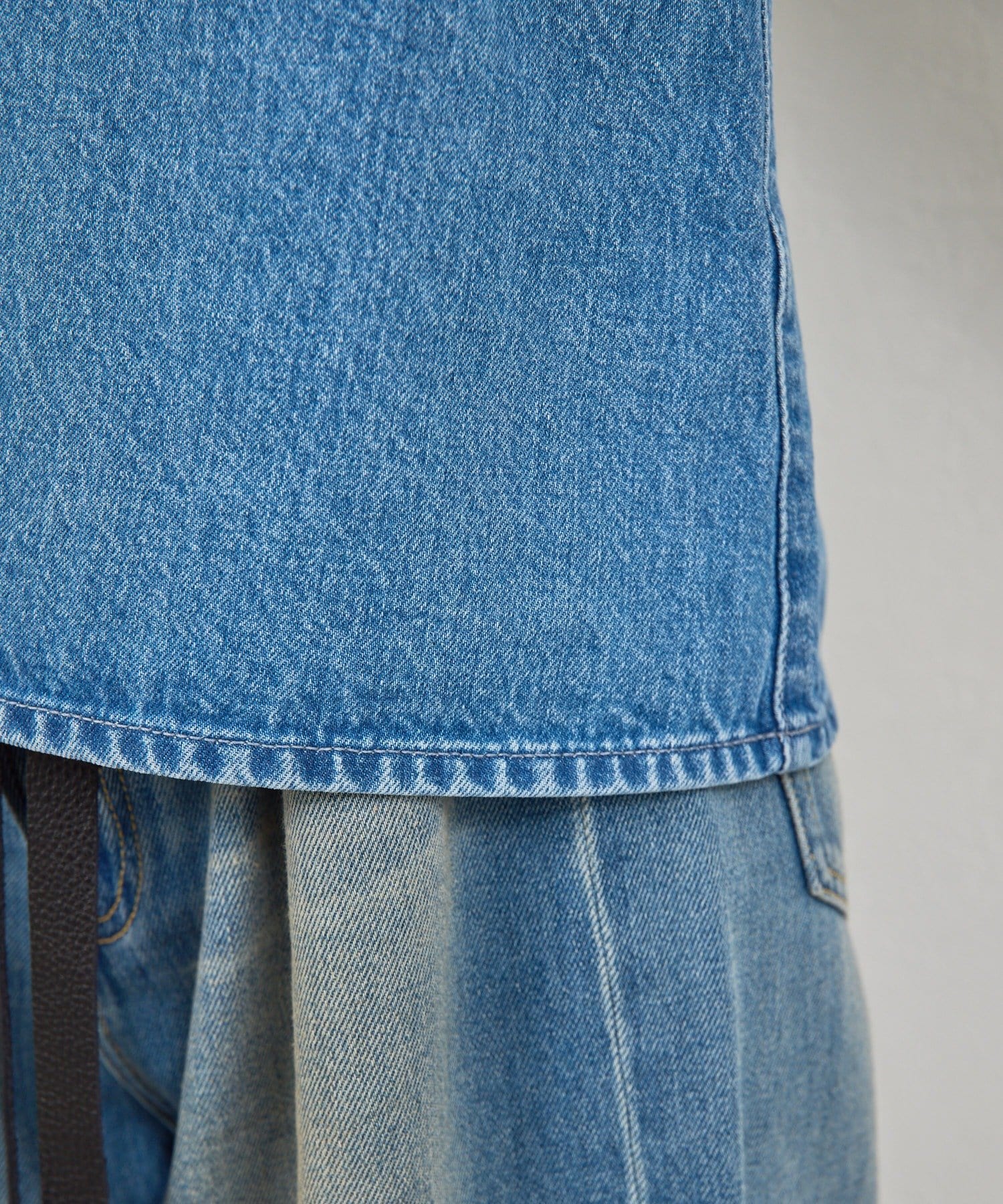 GALLARDAGALANTE(ガリャルダガランテ) 【PEAS】デニムキャミブラウス