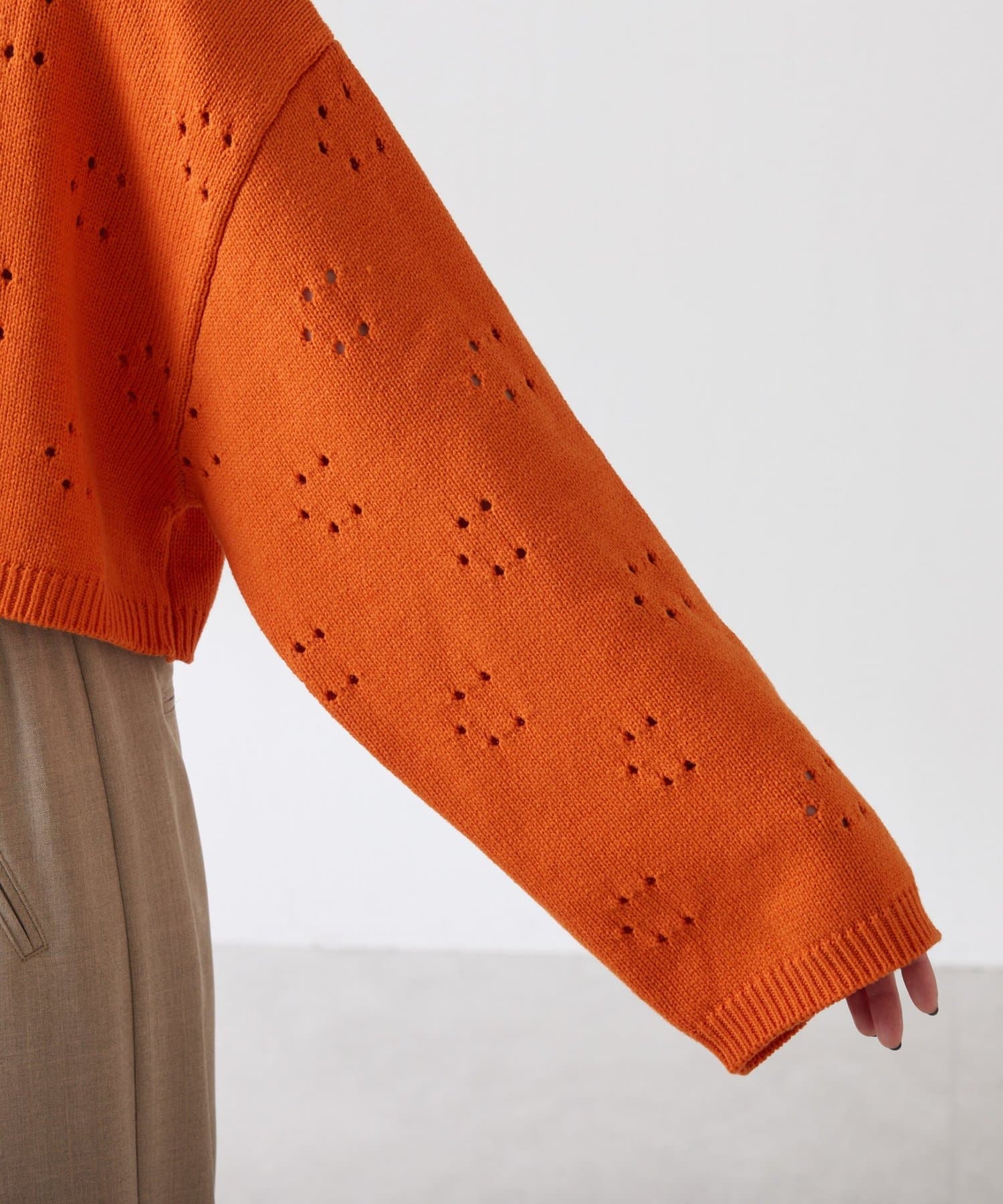 COLLAGE GALLARDAGALANTE(コラージュ ガリャルダガランテ) 【ゆったりめ】透かし編みCニット