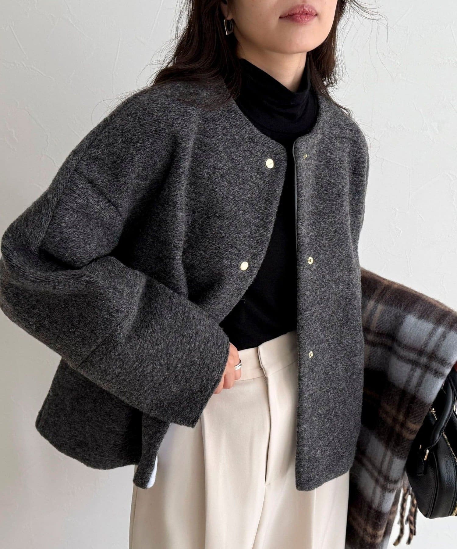 FREDY & GLOSTER(フレディ アンド グロスター) イタリアンエアリーノーカラーブルゾン