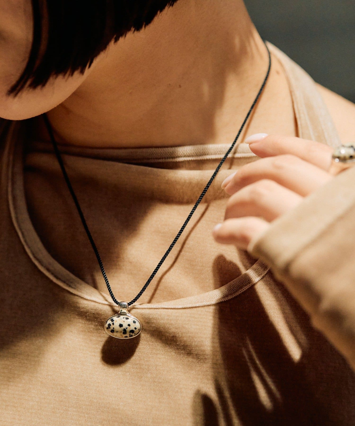 ear PAPILLONNER(イア パピヨネ) 《インフルエンサーuchida企画/スターリングシルバー》オーバルストーンネックレス