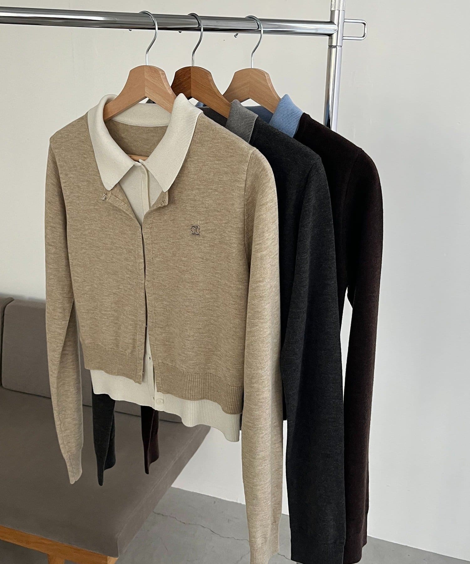 CAPRICIEUX LE'MAGE(カプリシュレマージュ) レイヤードポロニットカーディガン