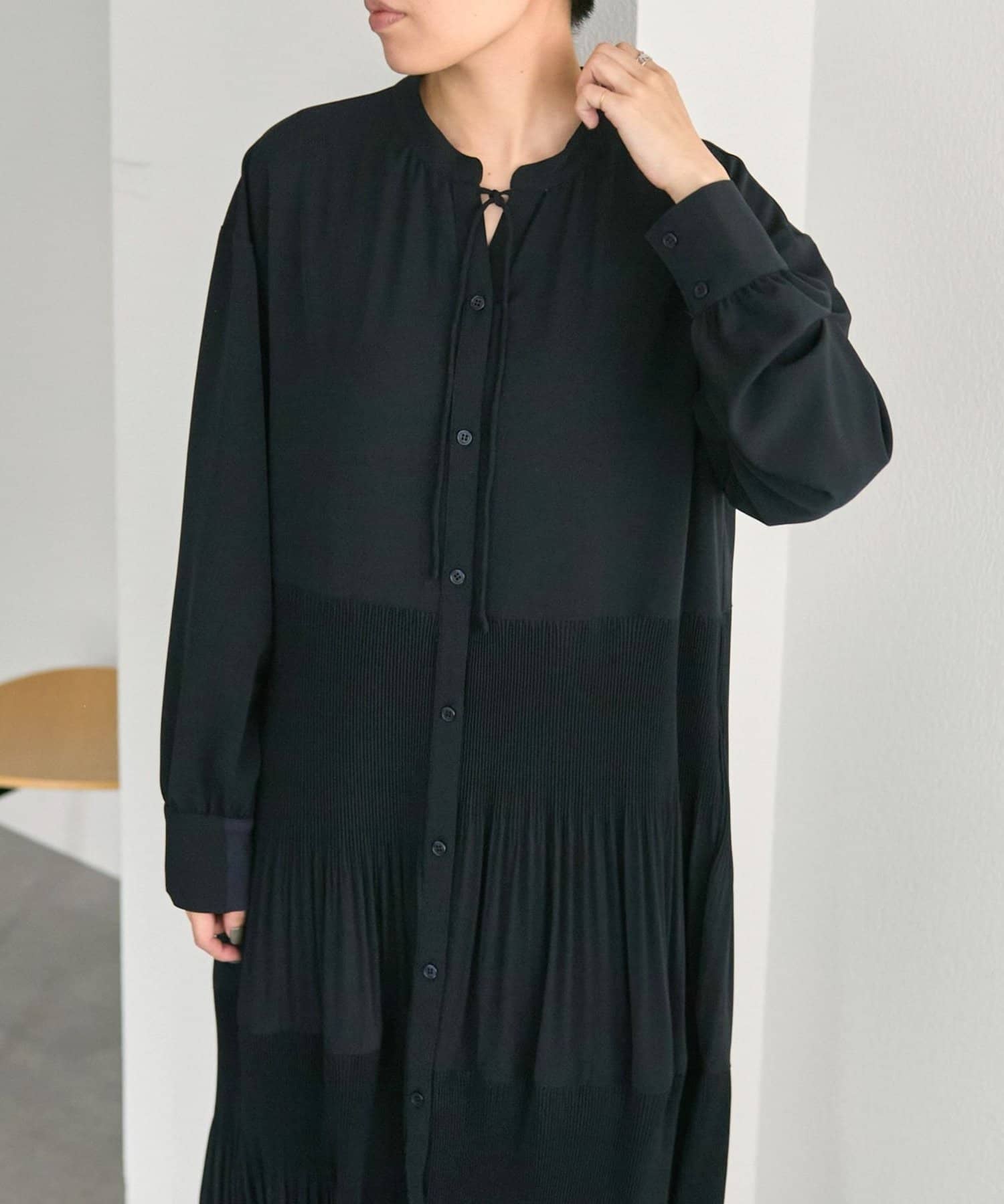 ear PAPILLONNER(イア パピヨネ) 《動画あり》ステッププリーツワンピース【SUM1 STYLE(スミスタイル)】