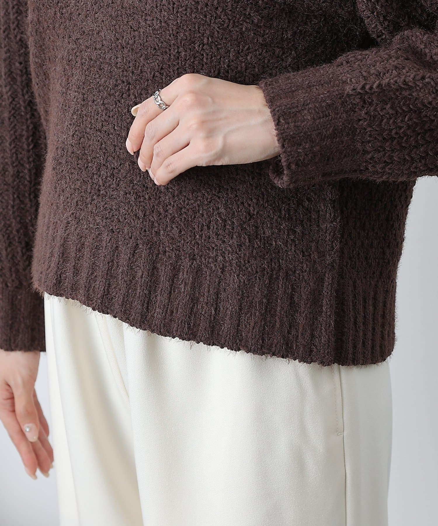 COLONY 2139(コロニー トゥーワンスリーナイン) モールフェザー柄編みスキッパー