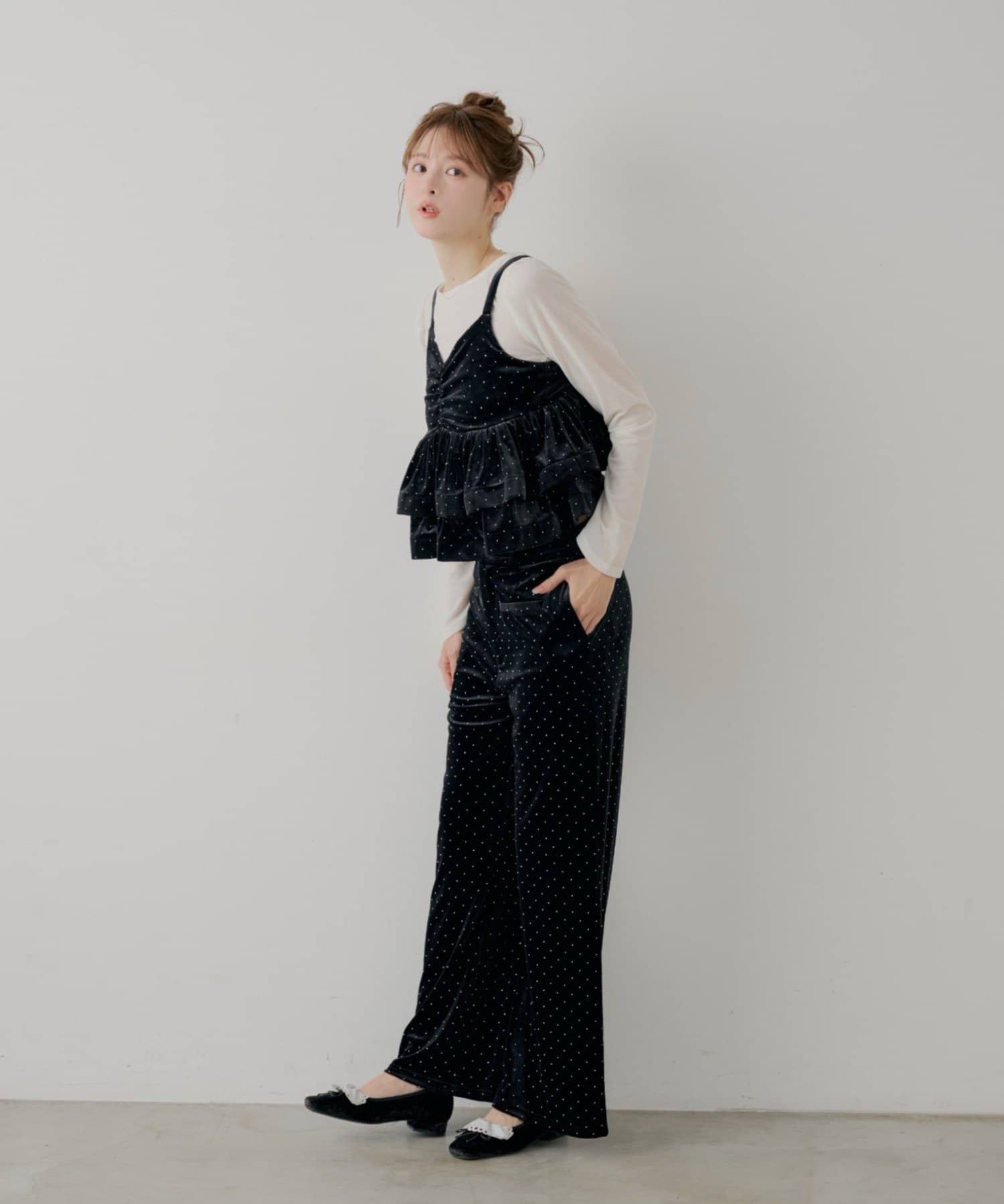 Chico(チコ) 【SALON by Chico】金釦ベロアスラックスパンツ