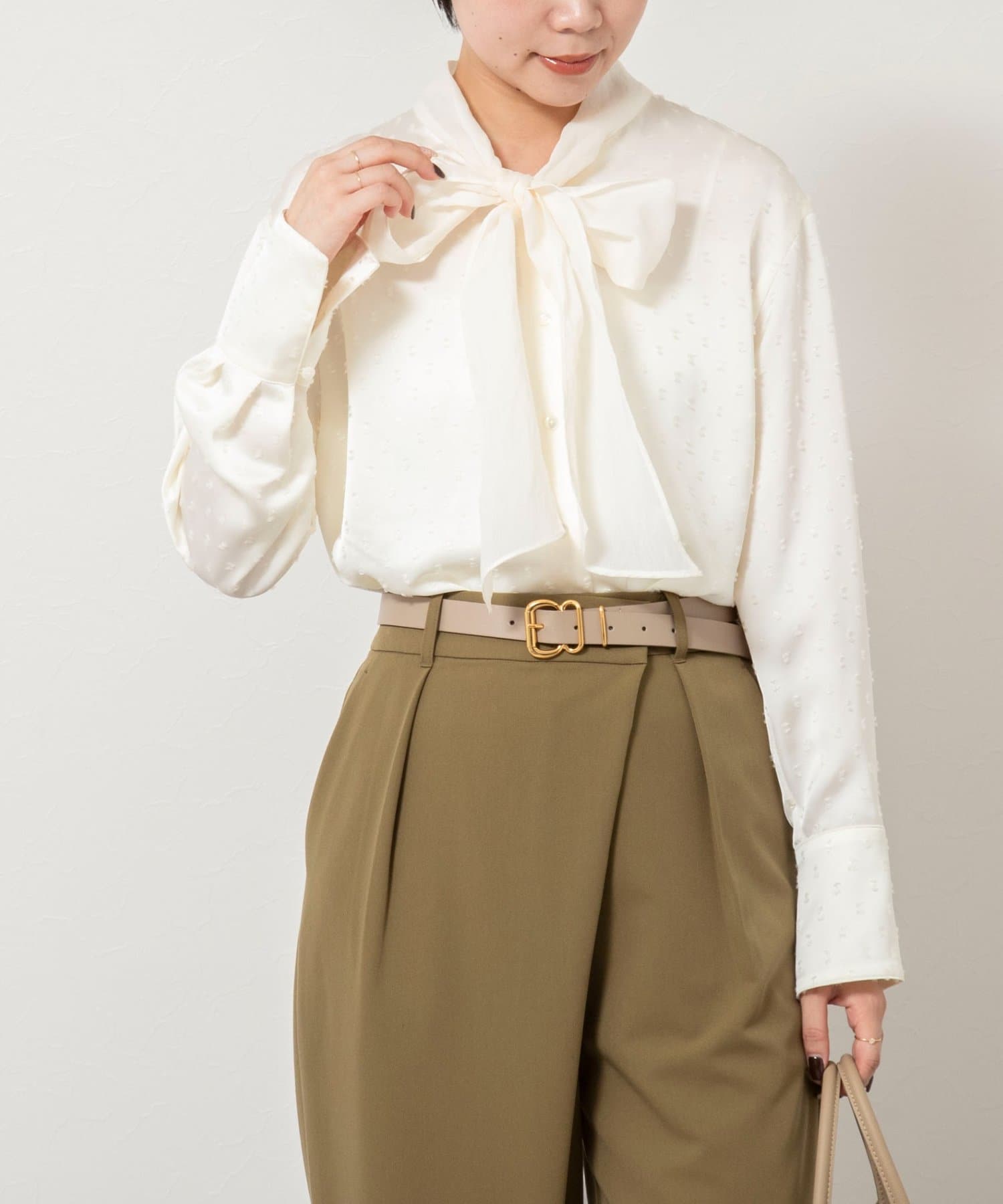 NOLLEY'S(ノーリーズ) ウォッシャブルサテンドビーボウタイブラウス