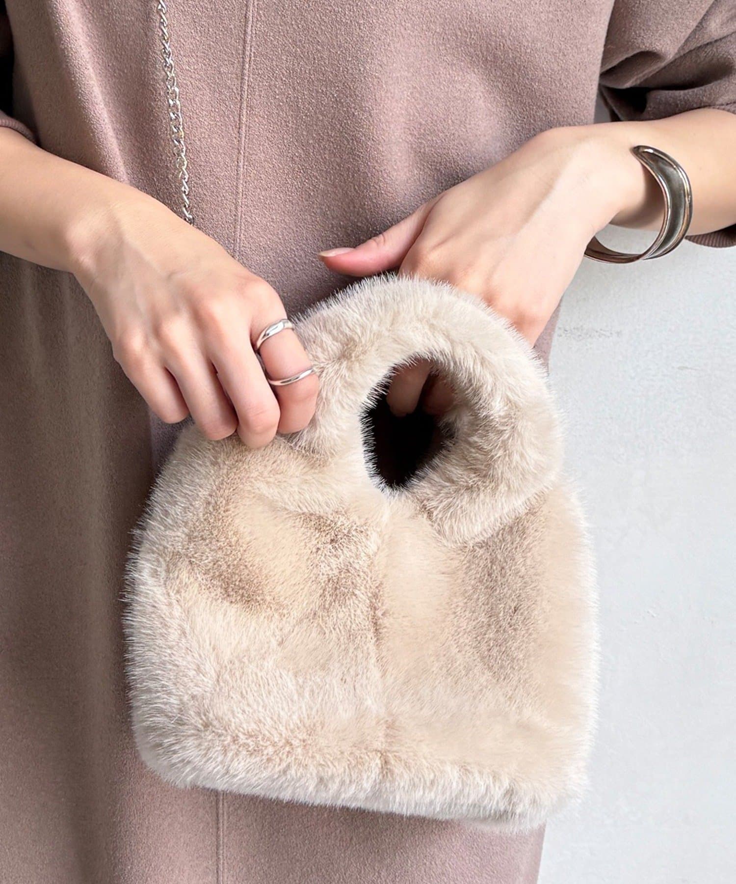 DOUDOU(ドゥドゥ) 【WEB限定】ファーバッグ