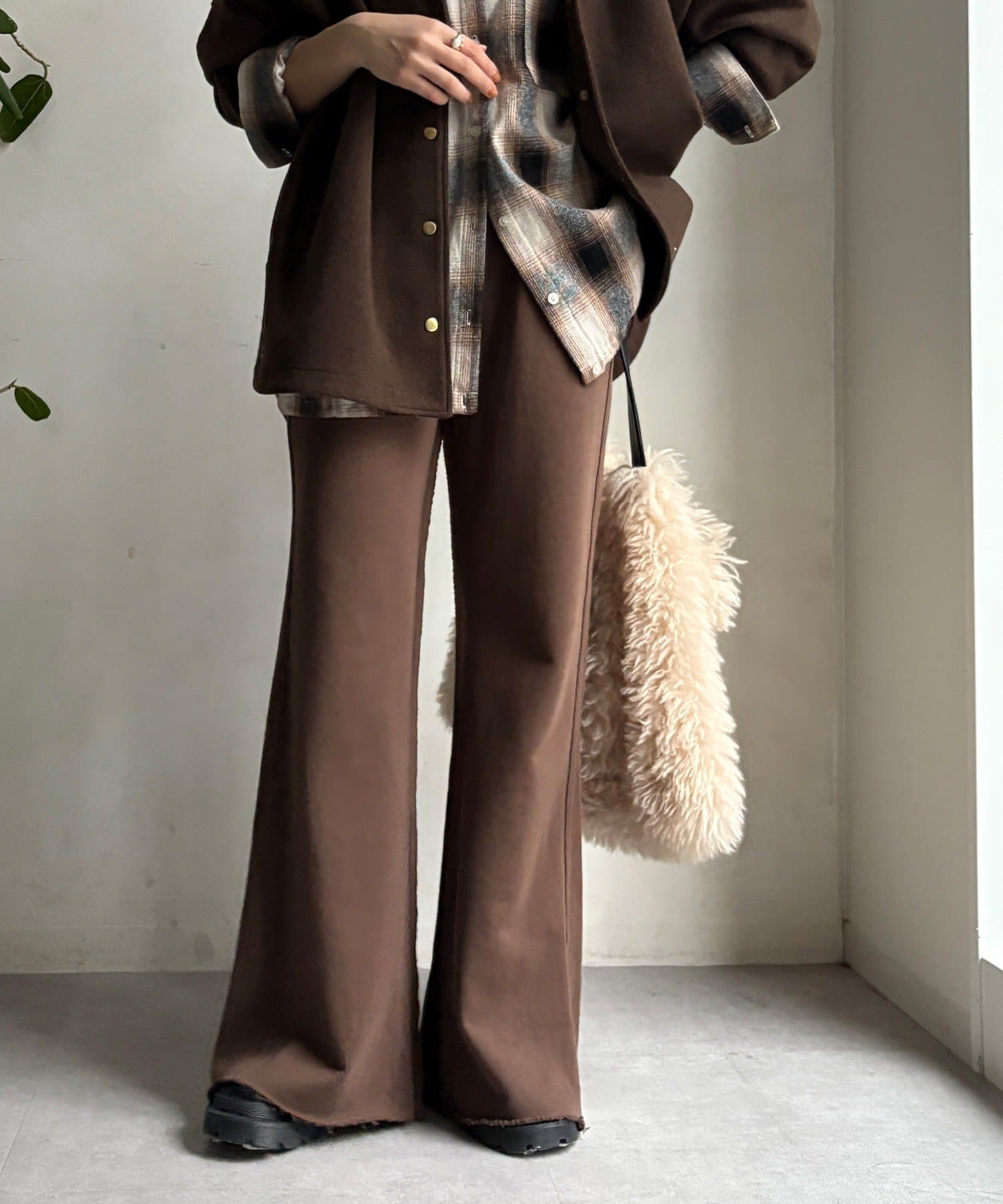 DOUDOU(ドゥドゥ) 【WEB限定】セミフレア裏毛パンツ