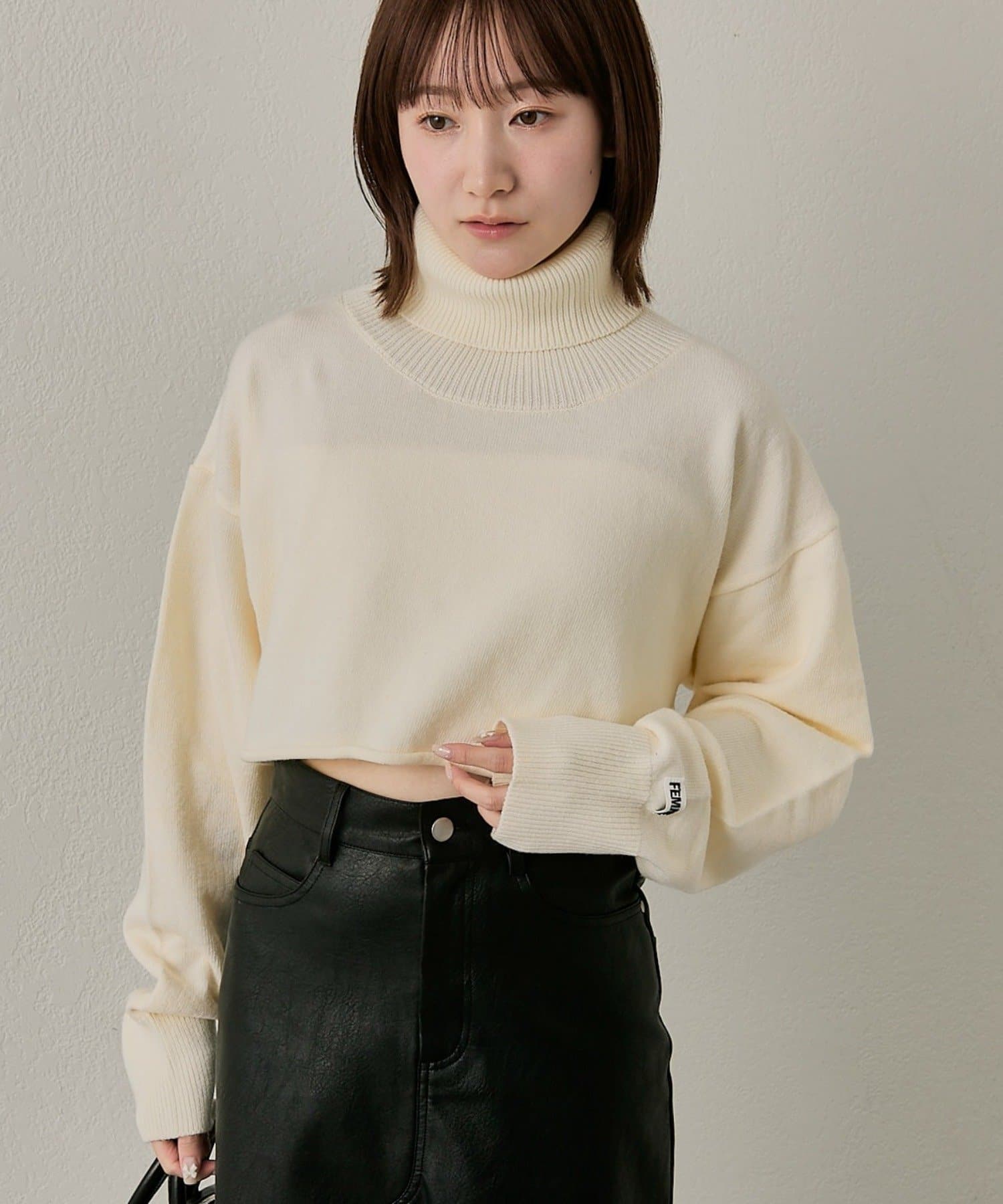 mline(エムライン) [mline]ショート タートルニット