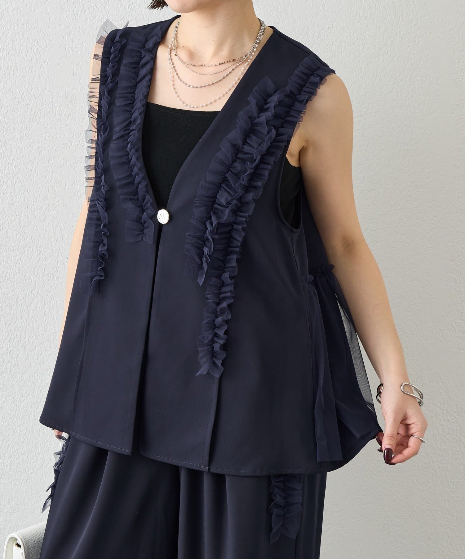 Jena　espace merveilleux(ジェナ　エスパスメルヴェイユ) フリルチュールセットアップ