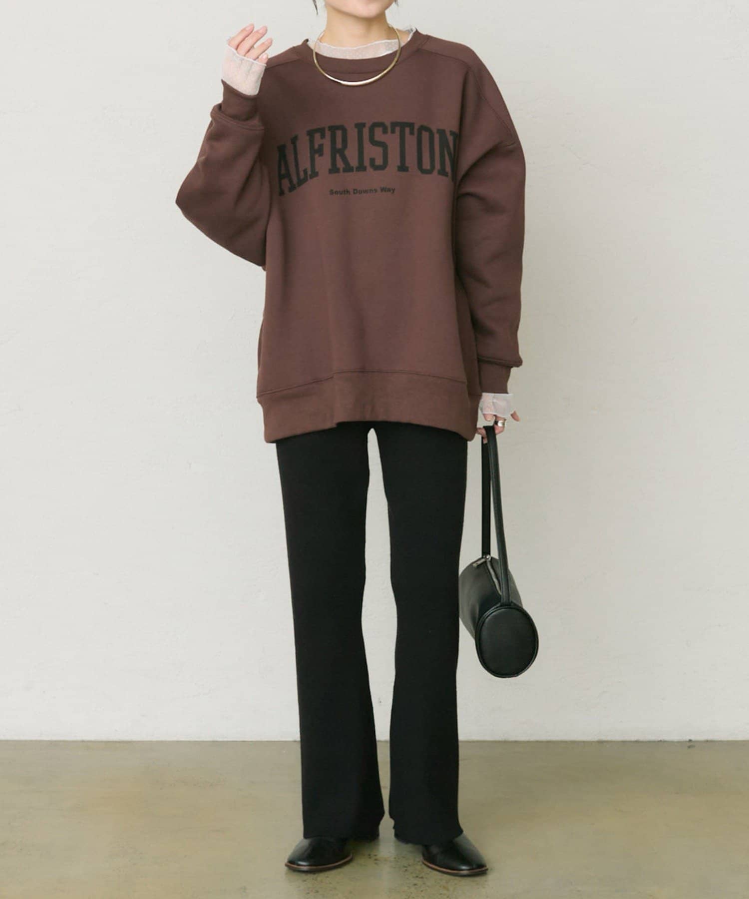 PUAL CE CIN(ピュアルセシン) ロゴプリント裏起毛スウェットプルオーバー