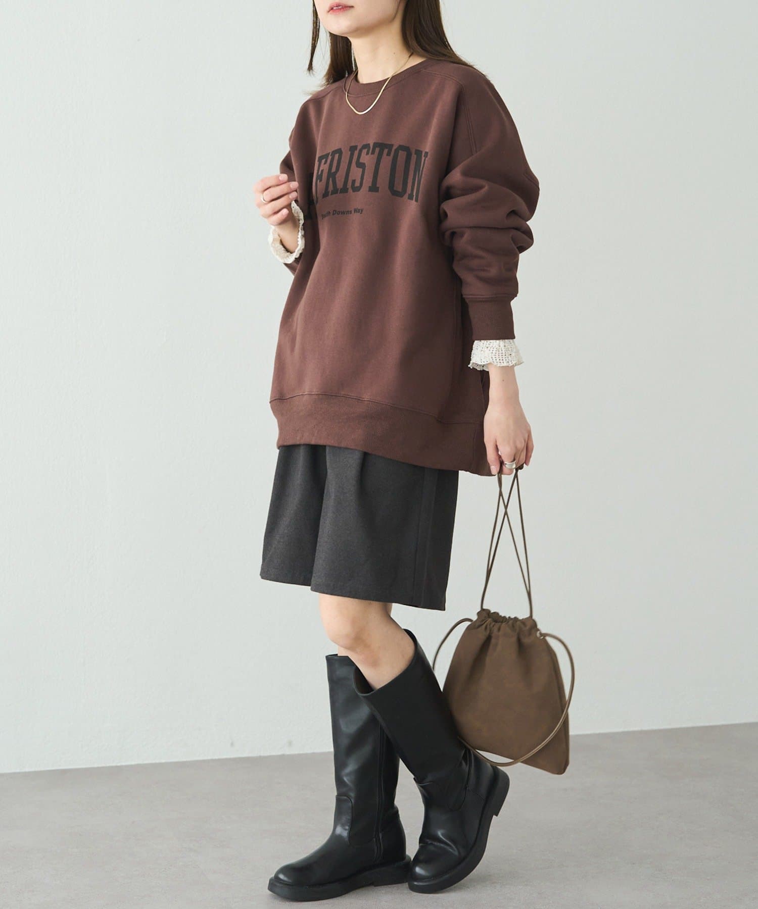 PUAL CE CIN(ピュアルセシン) ロゴプリント裏起毛スウェットプルオーバー