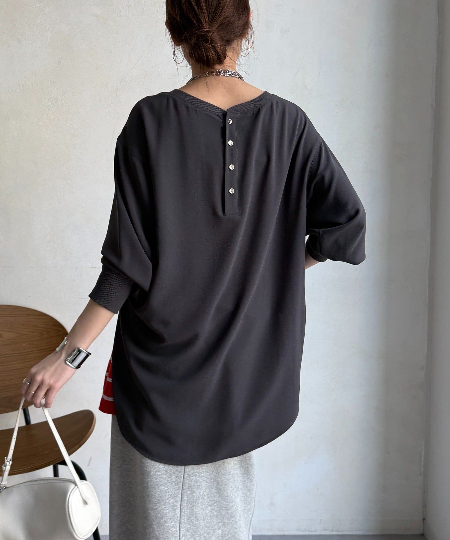 DOUDOU(ドゥドゥ) 袖リブバックボタンジョーゼットプルオーバー