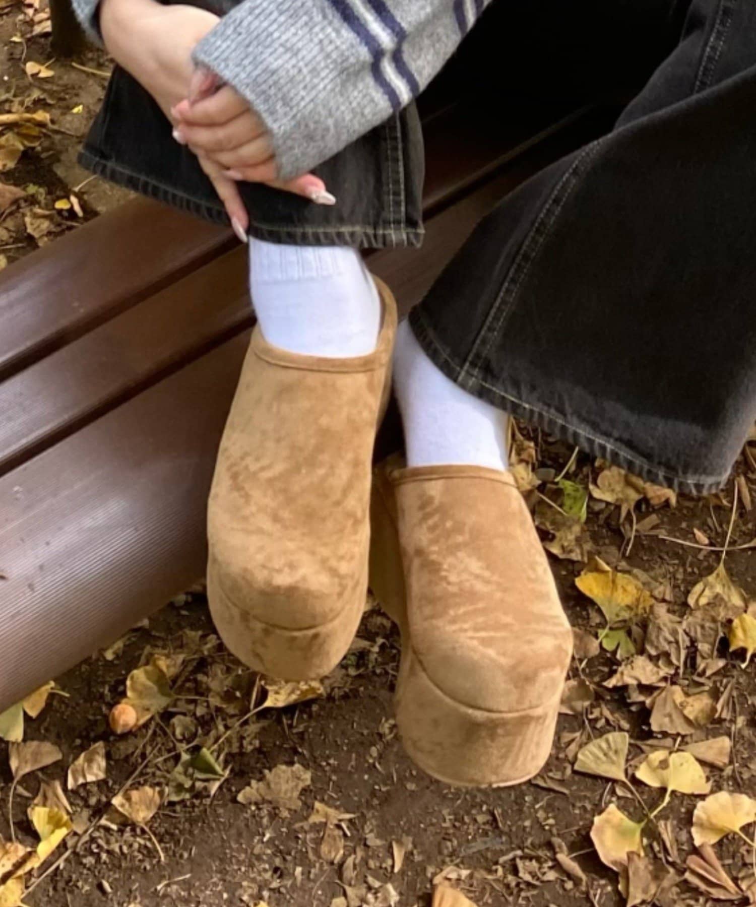 RAY CASSIN(レイカズン) 厚底ムートンスリッポン